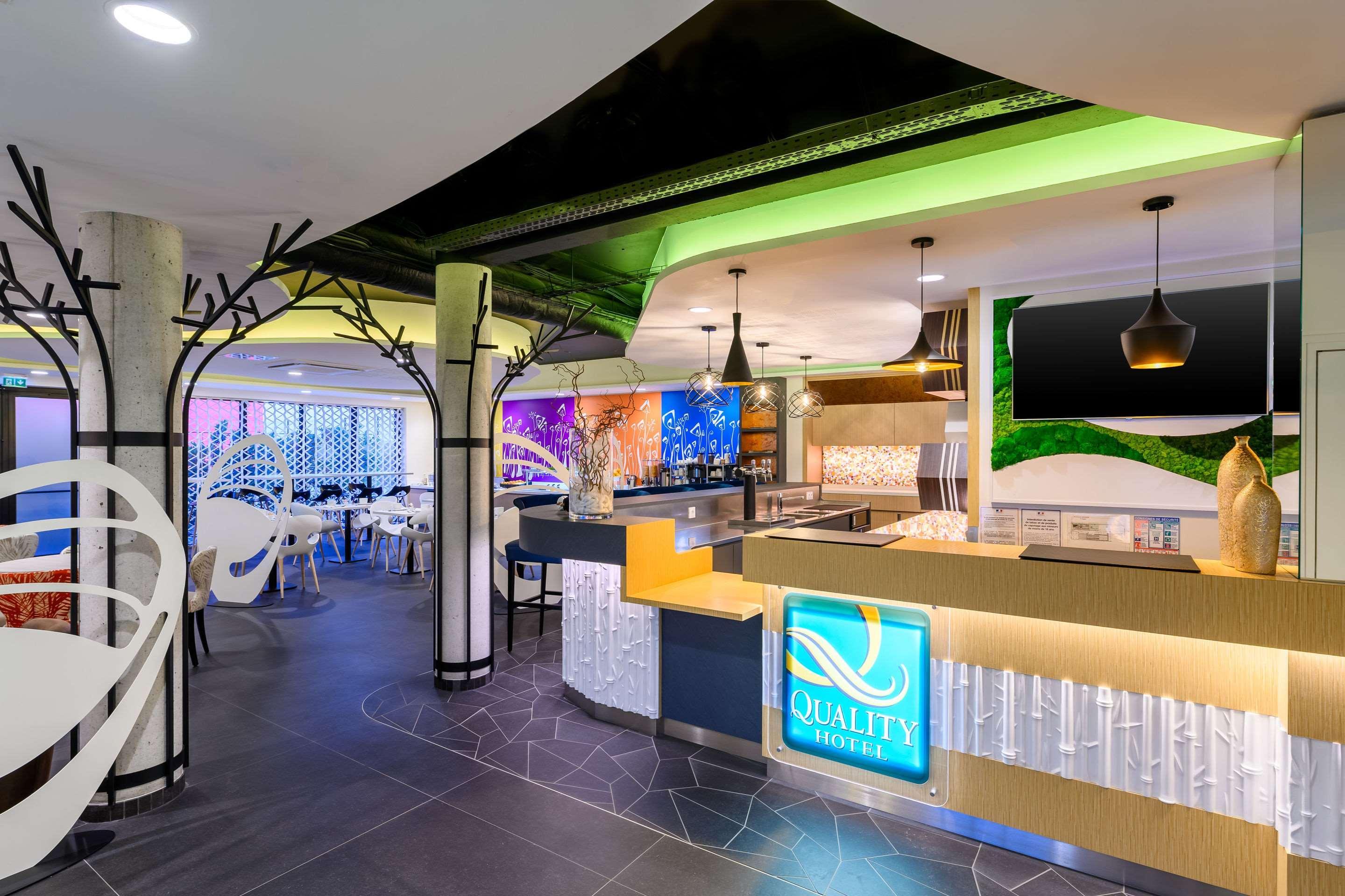 Vista Lobby Kyriad Prestige Amiens - Poulainville Spa