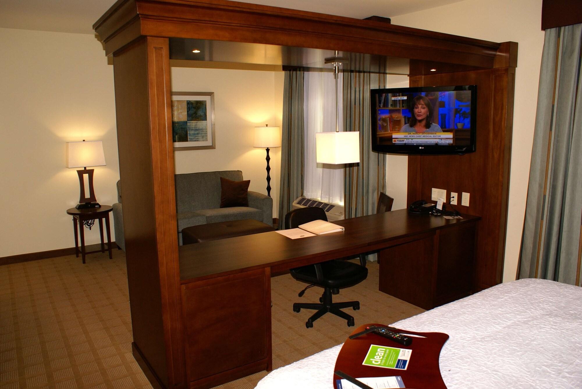 Habitación Hampton Inn & Suites Center