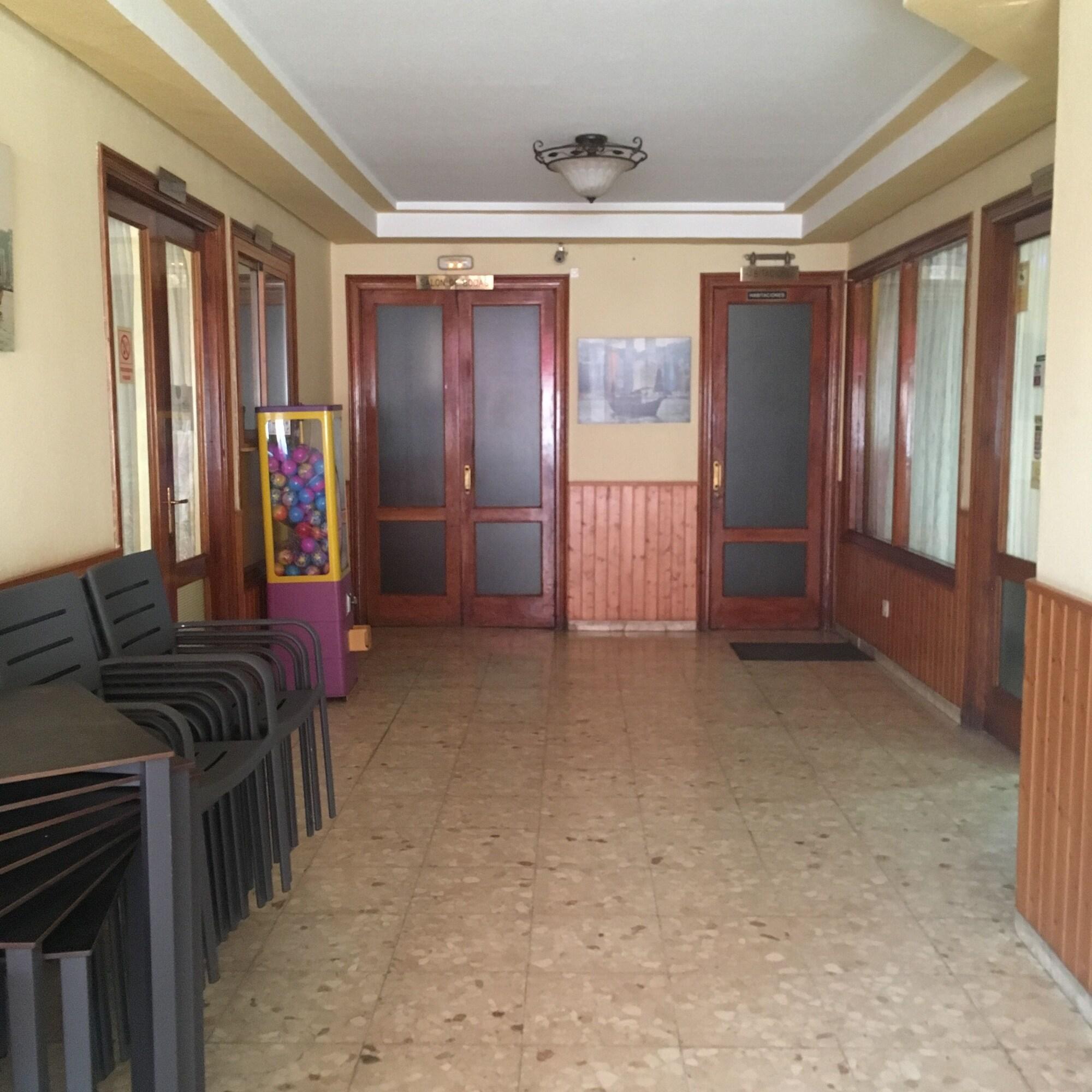 Vista Lobby Hostal Castilla