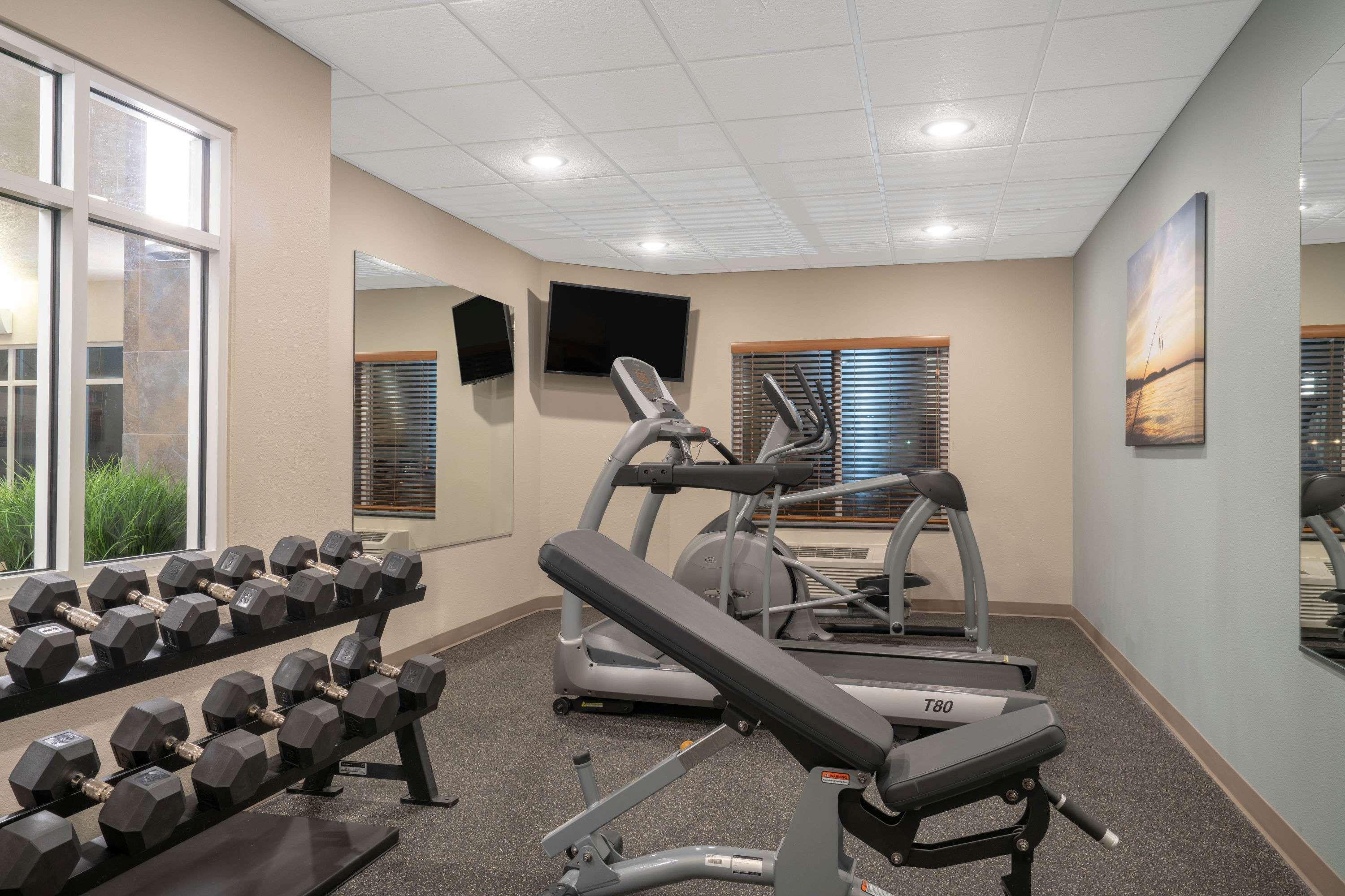 Gimnasio AmericInn by Wyndham Windom