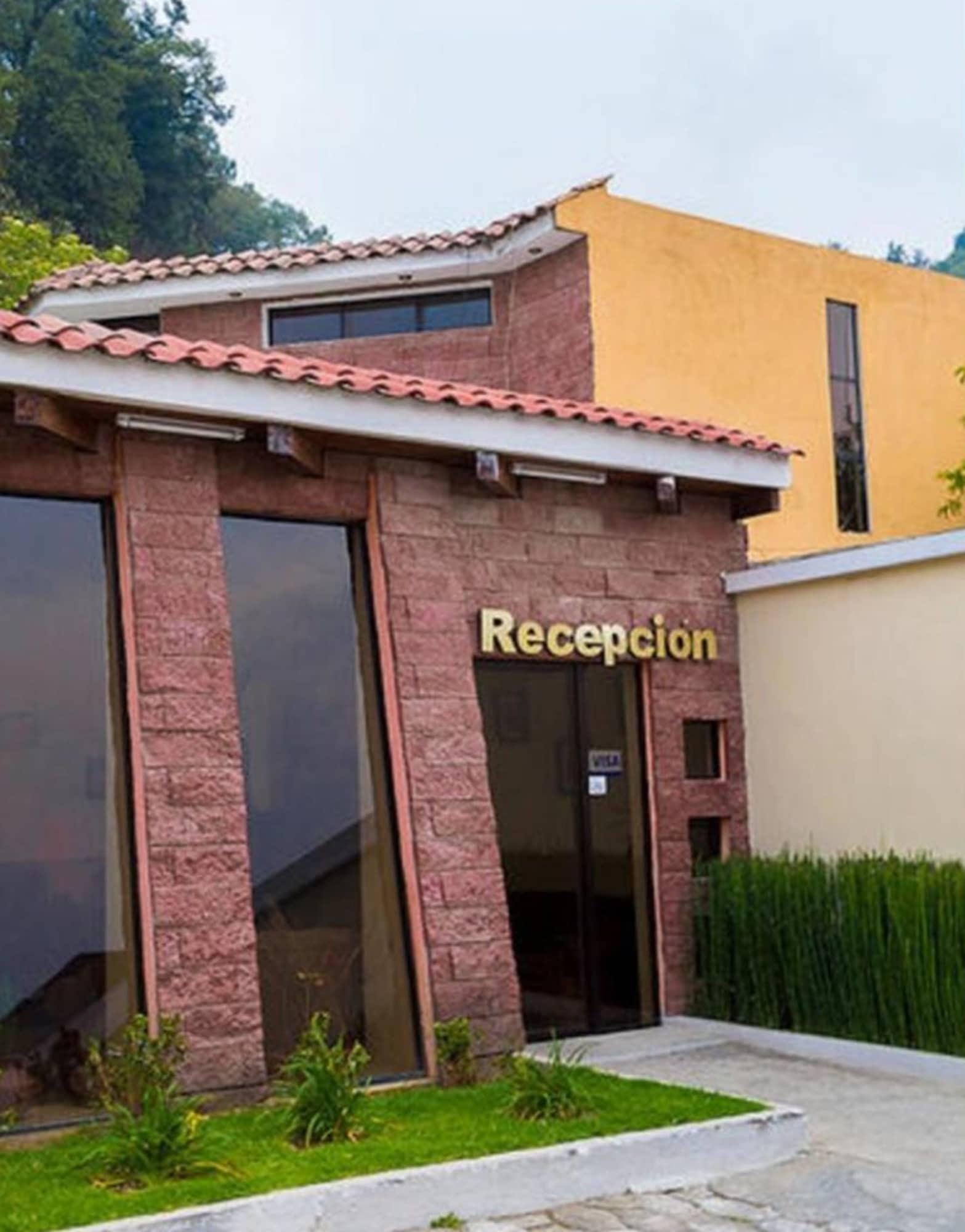 Varios Hotel Santa Ana