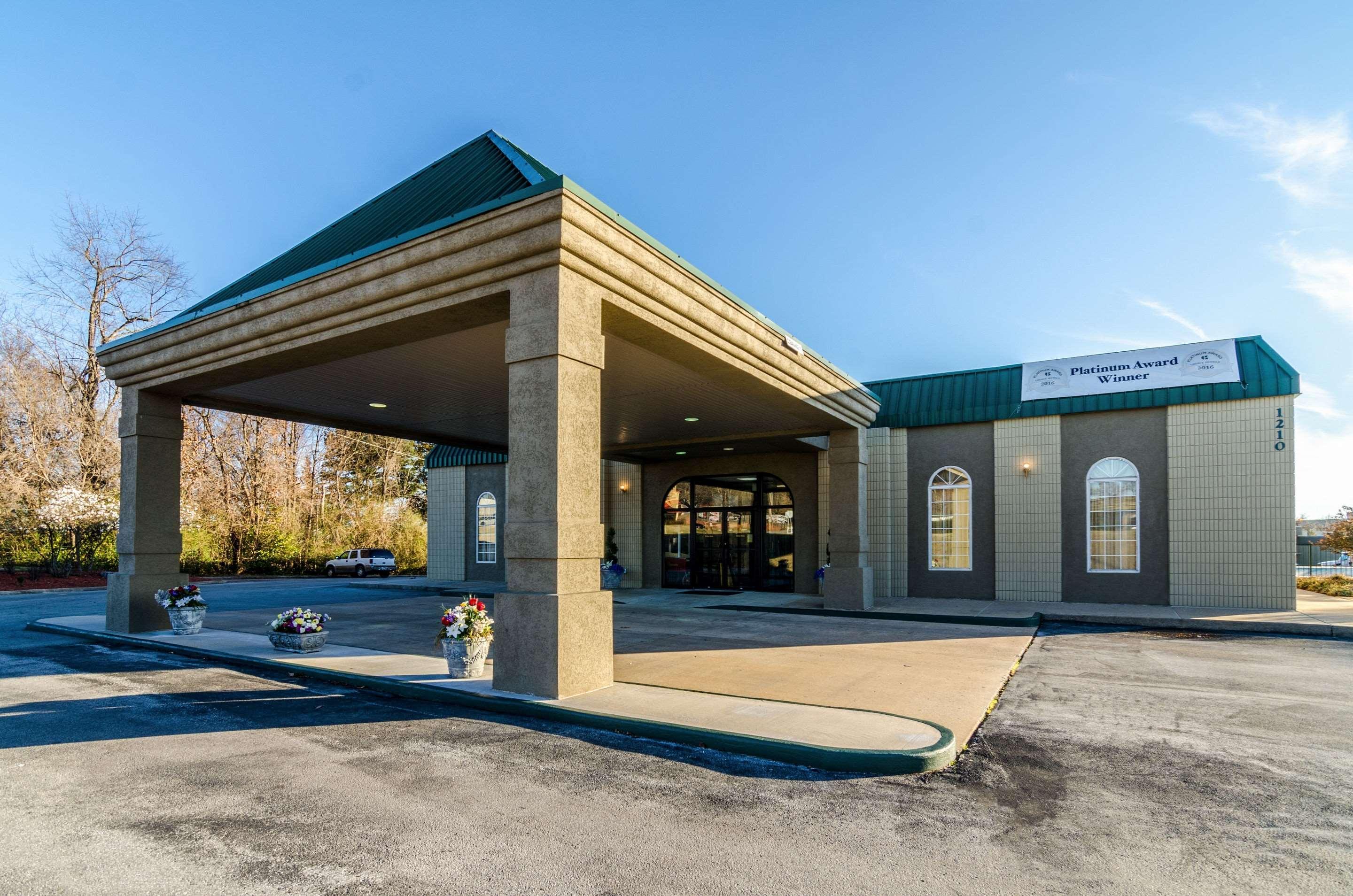 Vista Exterior Quality Inn Harrison North
