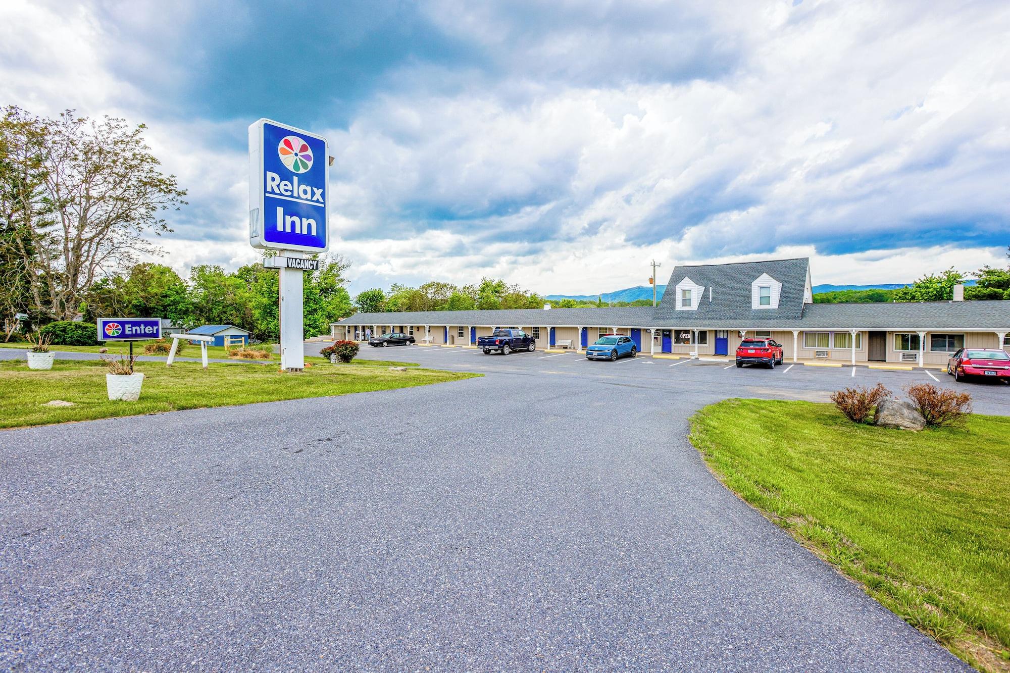 Varios Relax Inn By OYO Natural Bridge I-81