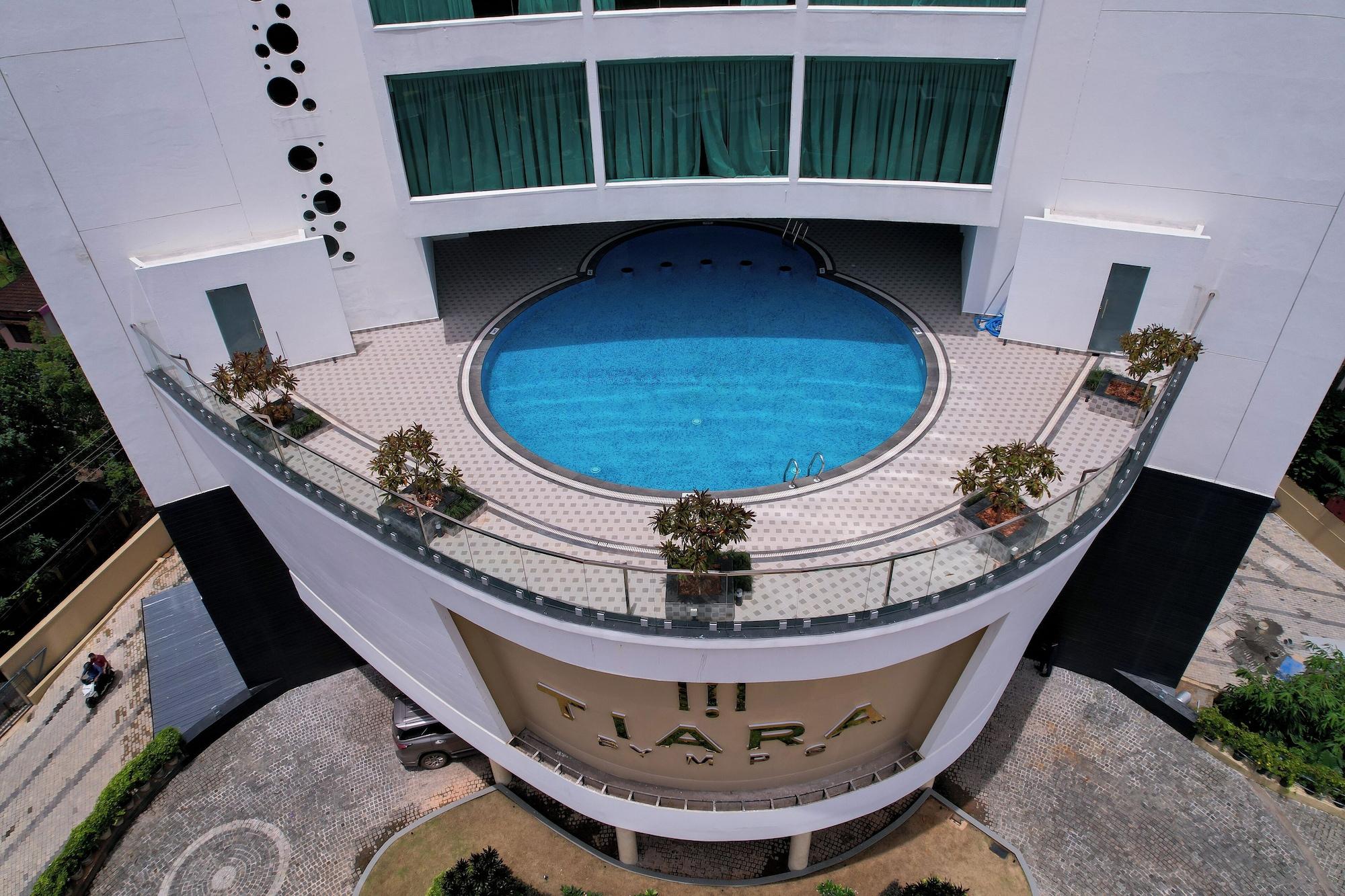 Vista Piscina TIARA BY MPS