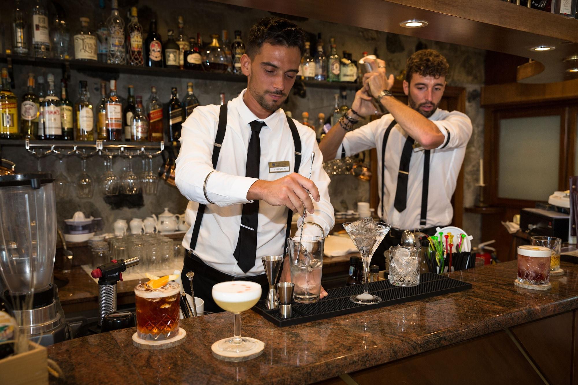 Bar/Salón Hotel Porto Roca