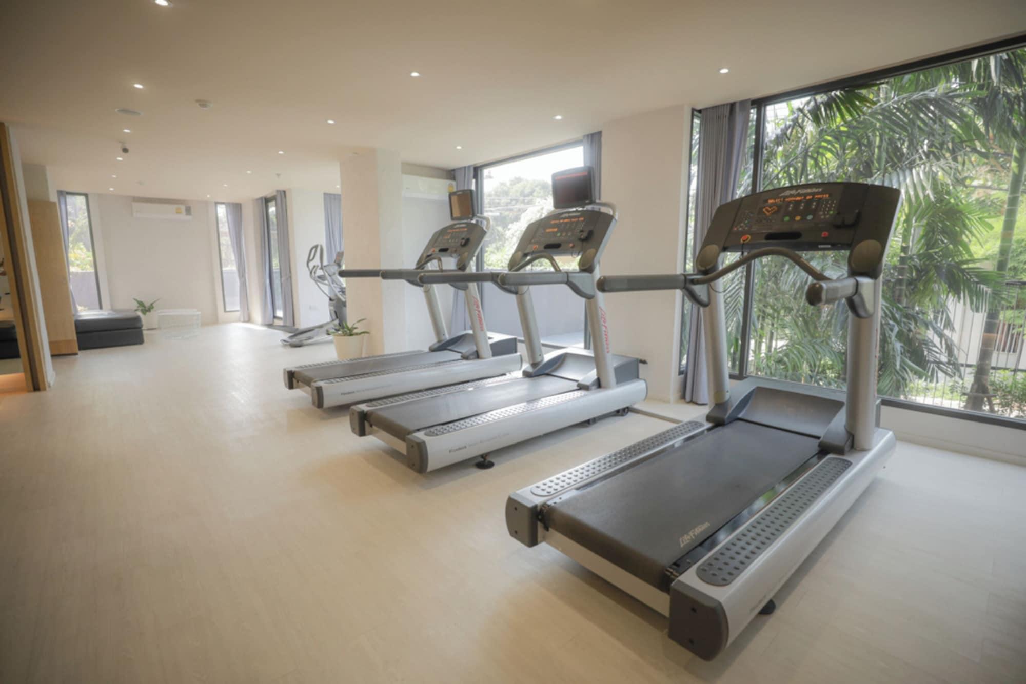 Gimnasio Balcony Seaside Sriracha Hotel & Serviced Apartments