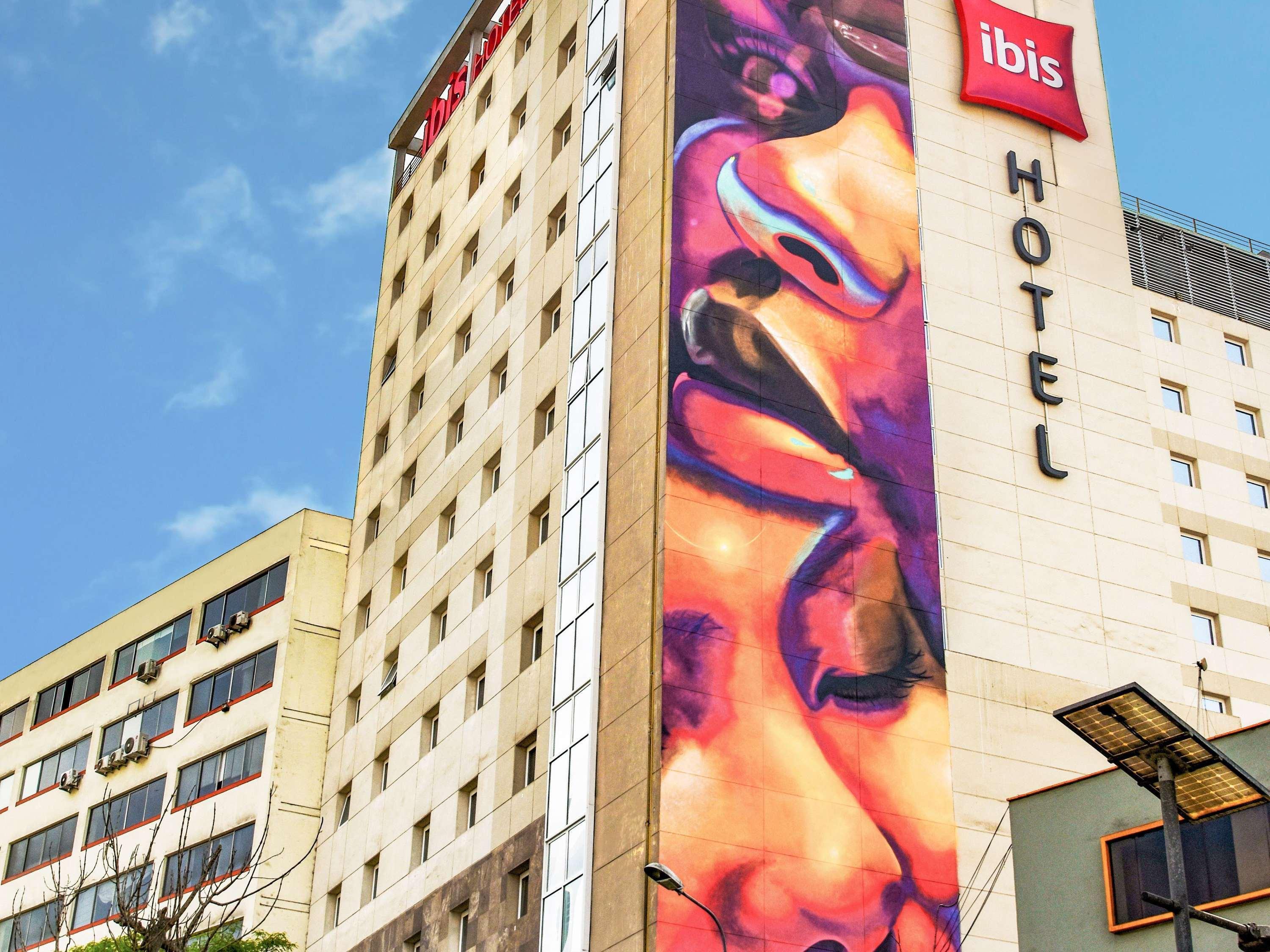 Varios ibis Larco Miraflores