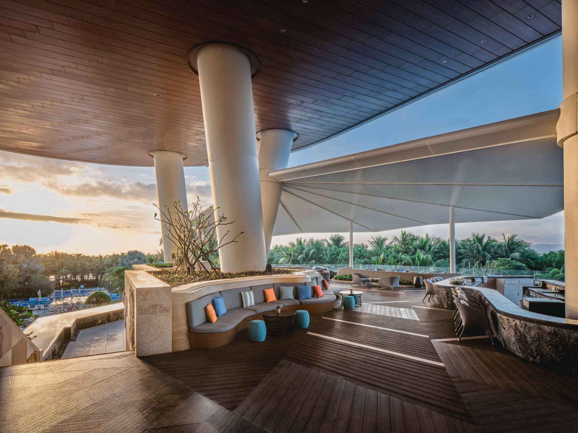 Bar/Salón Crowne Plaza Sanya Haitang Bay Resort by IHG