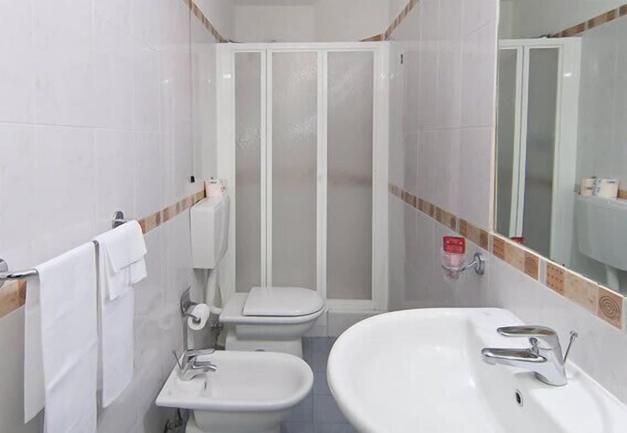 Equipamiento de Habitación Hotel Minerva