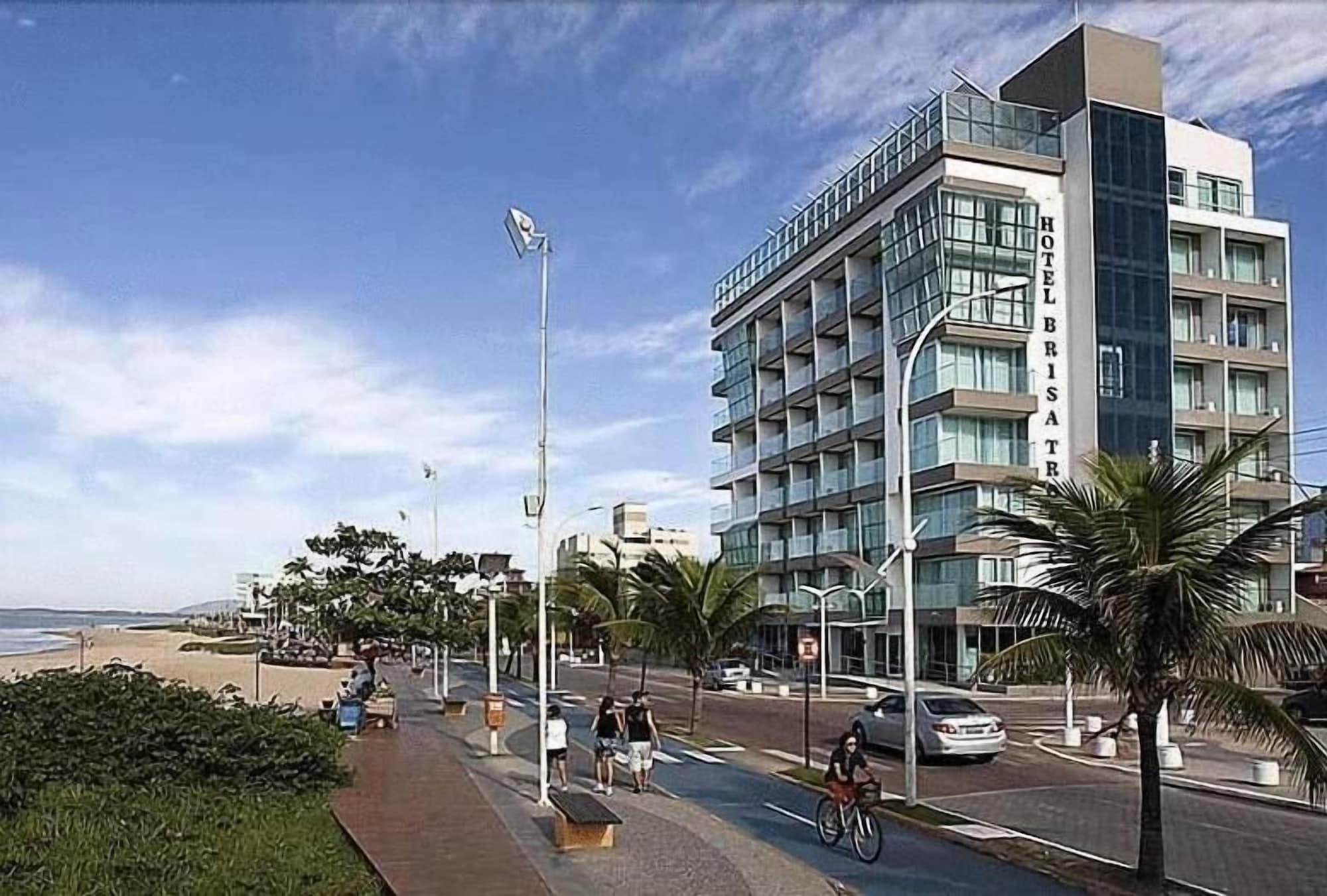 Vista Exterior Hotel Brisa Tropical de Macae