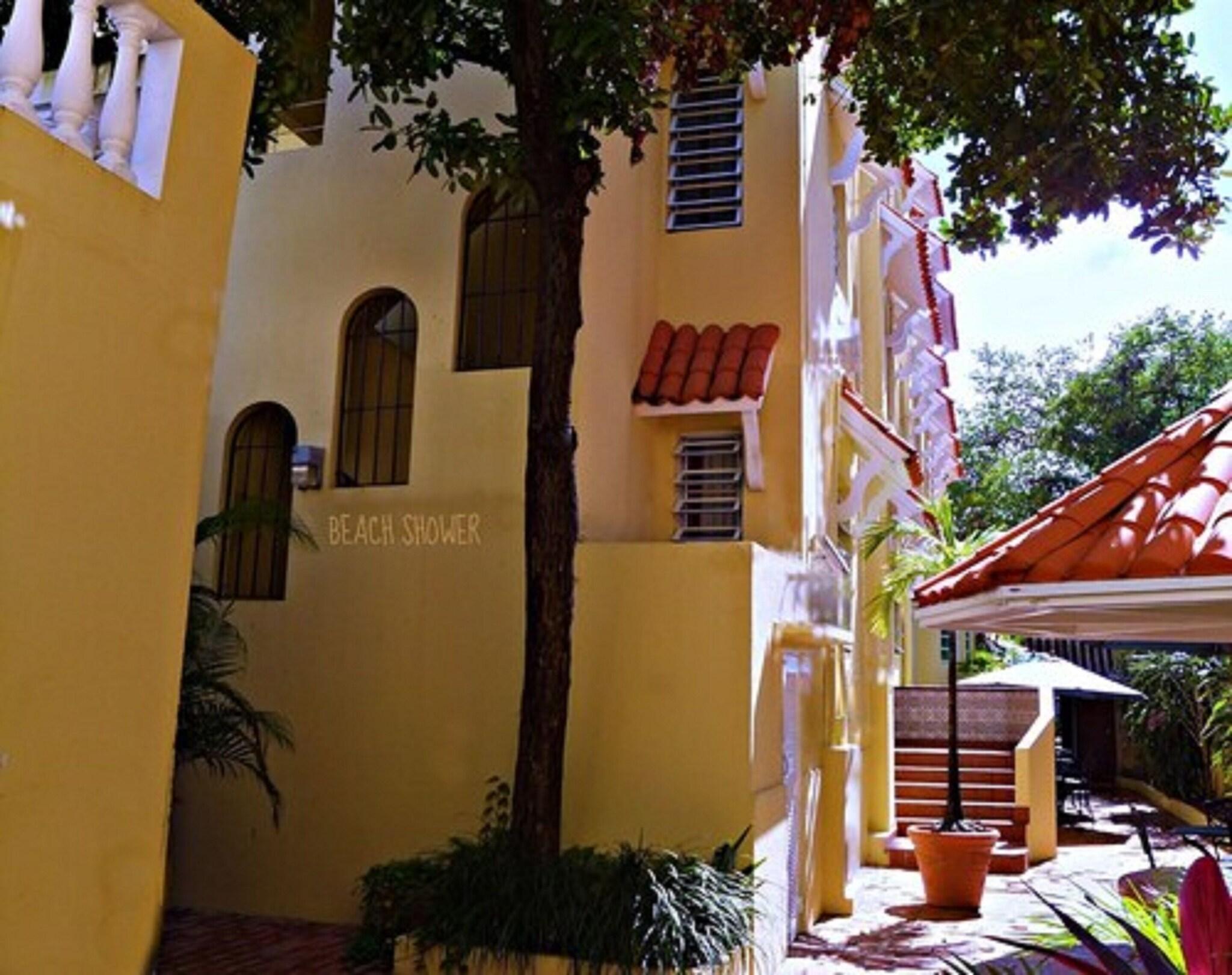 Instalaciones Recreativas Canario Boutique Hotel