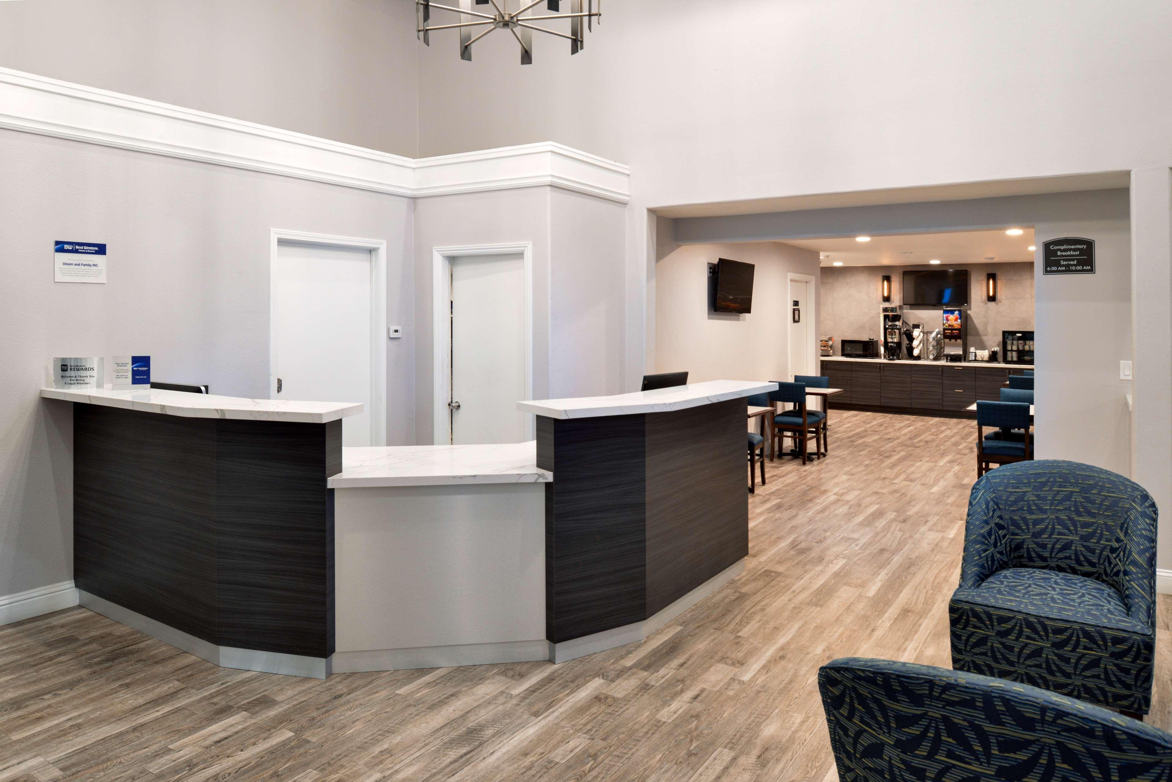 Vista Lobby Best Western Kettleman City Inn & Suites