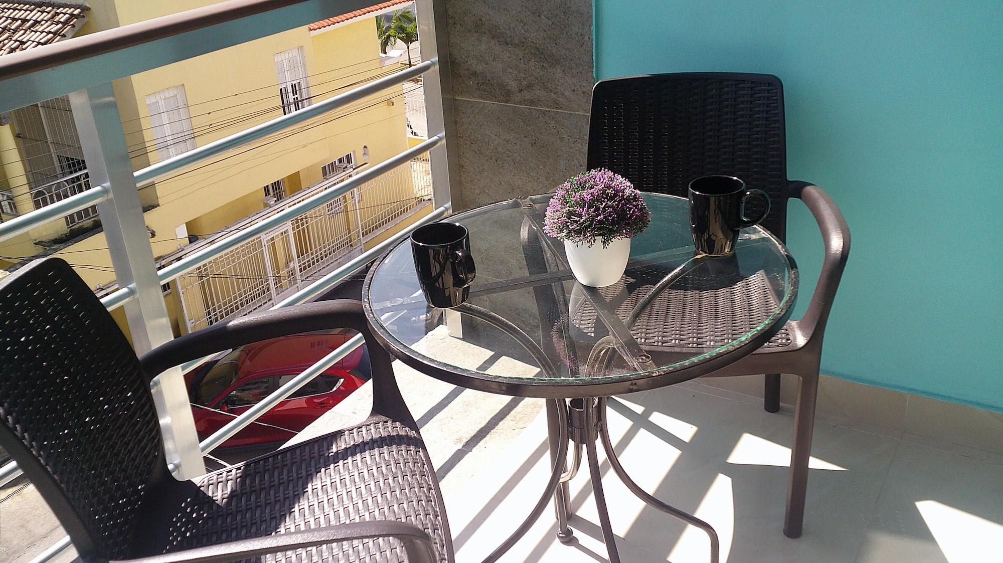 Equipamiento de Habitación La Cultura Suites - Avenida Quinta