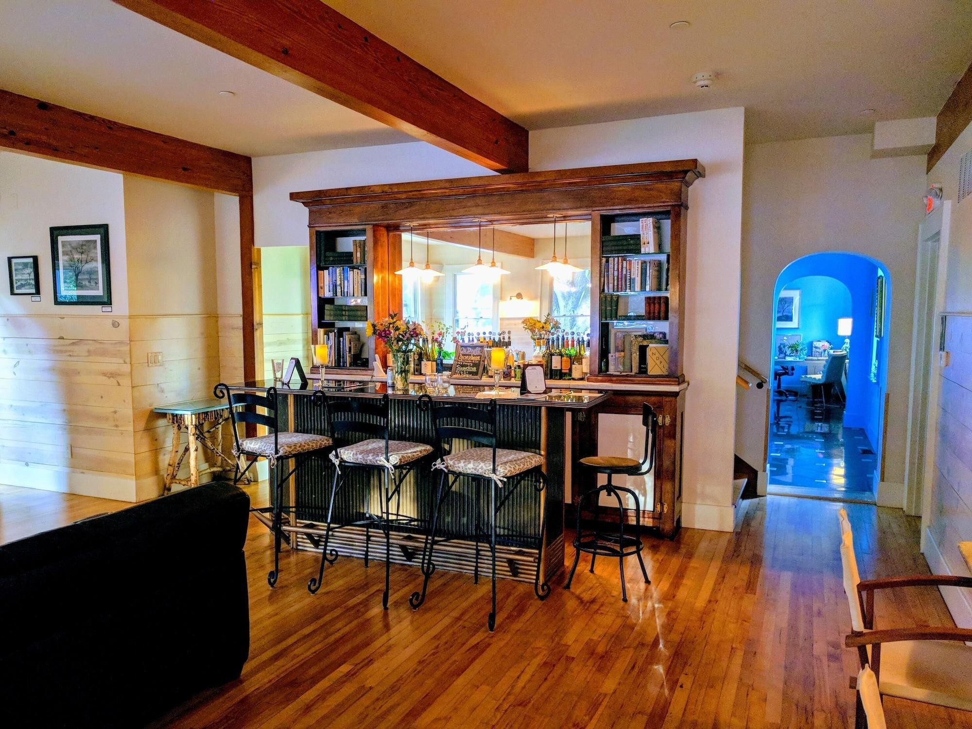 Bar/Salón Hotel Broad Ripple