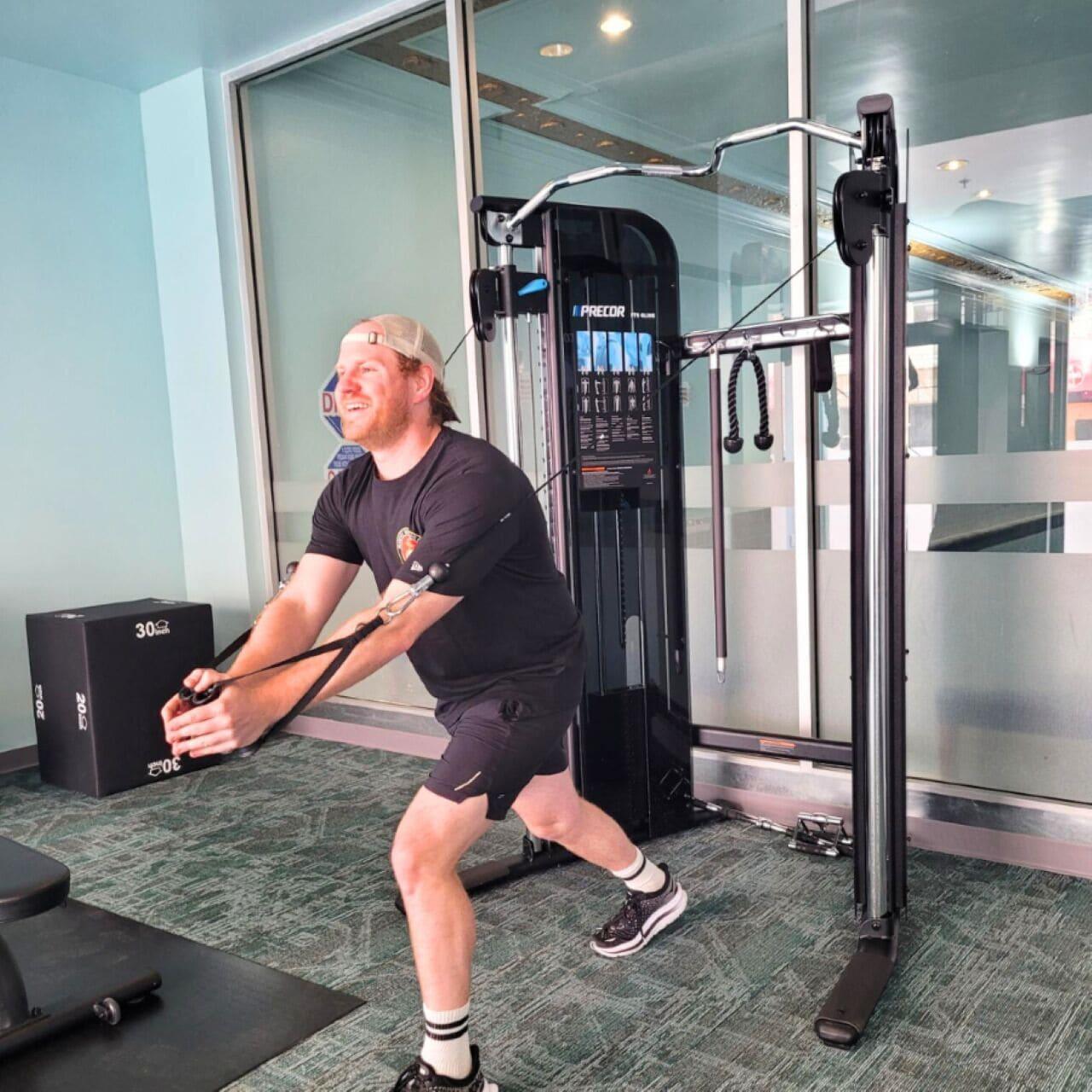 Academia Marines Memorial Club & Hotel