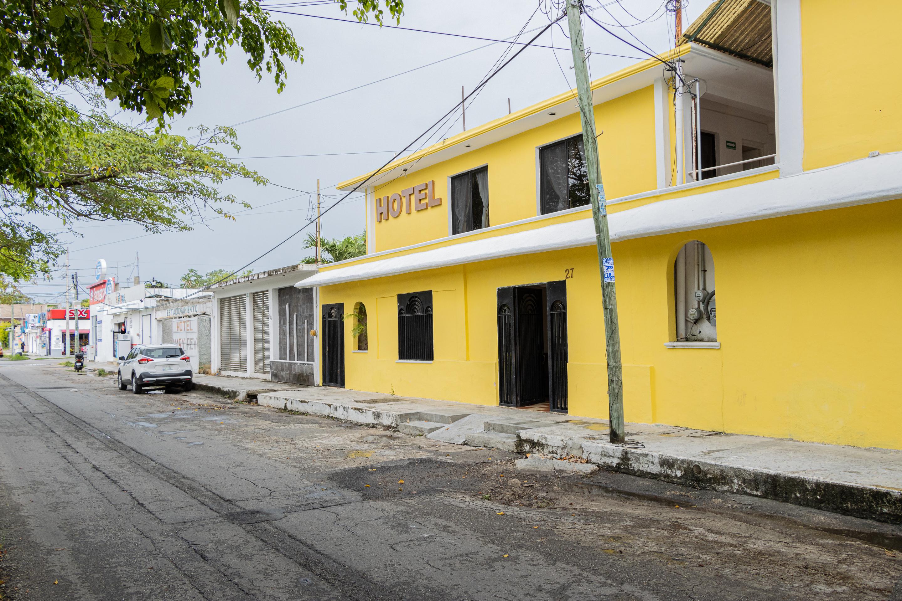 Vista Exterior OYO Hotel Marías,Aeropuerto Internacional de Chetumal