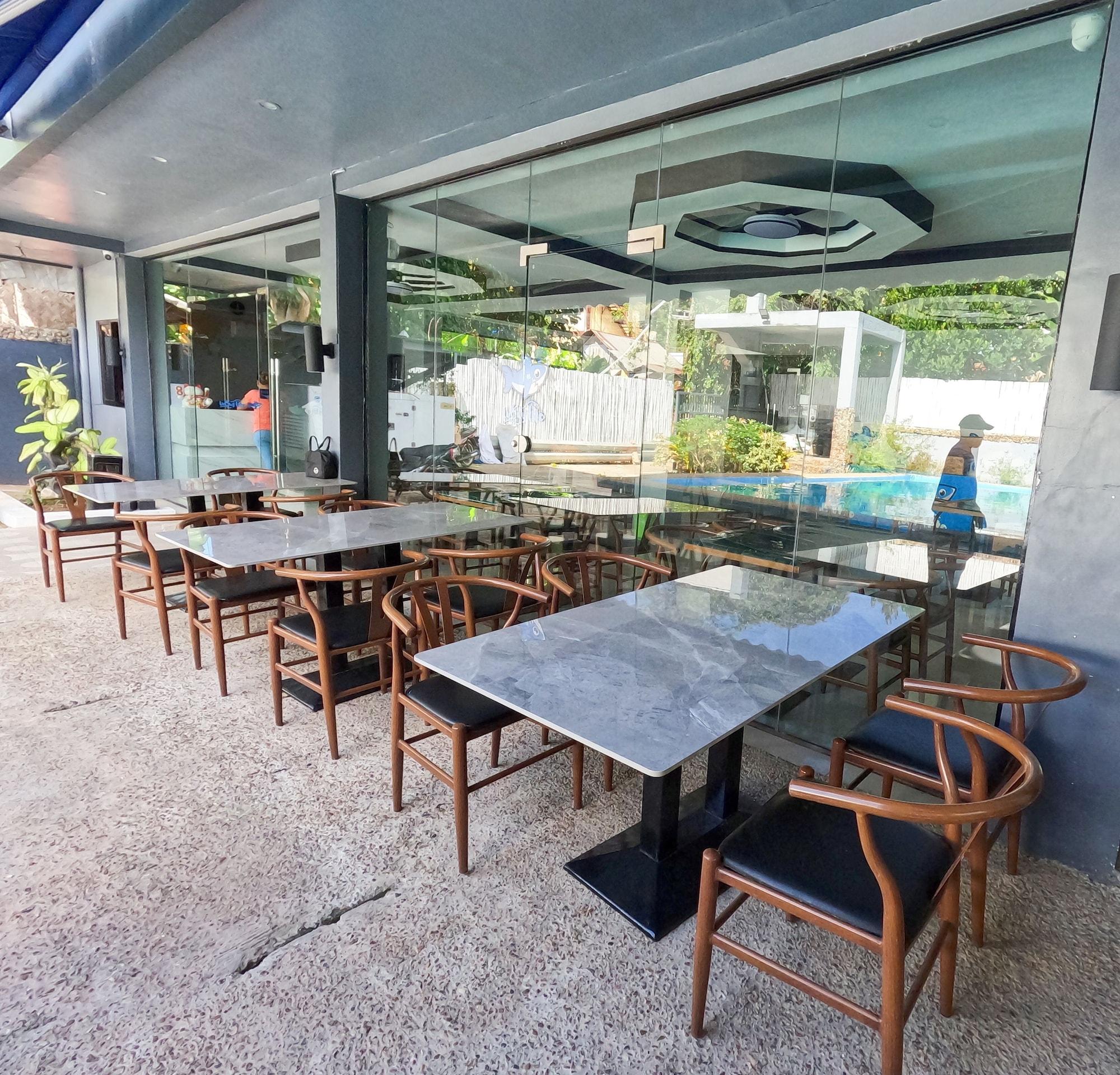 Restaurant Lucky Tito Diving Inn Coron