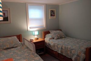 Alquiler Vacacional - WALK TO THE BEACH! 4 Bedroom W Harwich Home. Ready for Families. Dogs welcome!