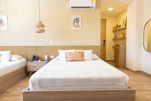 Paquete - Mythical Hotel
