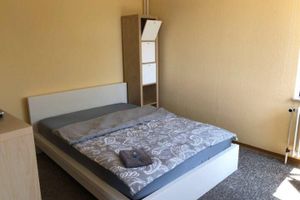 Alquiler Vacacional - Zentrales 2 Zimmer Apartment -mit Kostenlosem Parktplatz