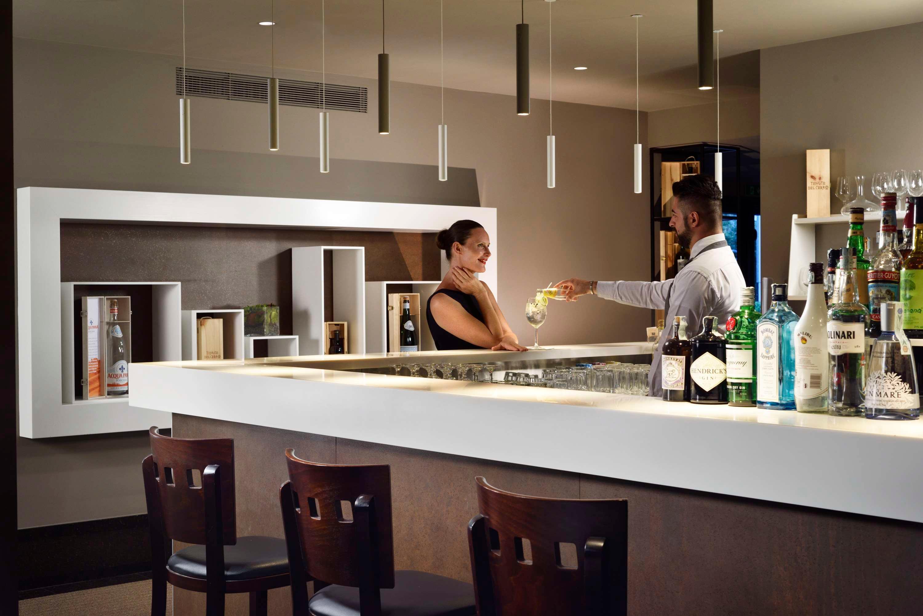 Bar/Salón UNA Hotels Century Milano