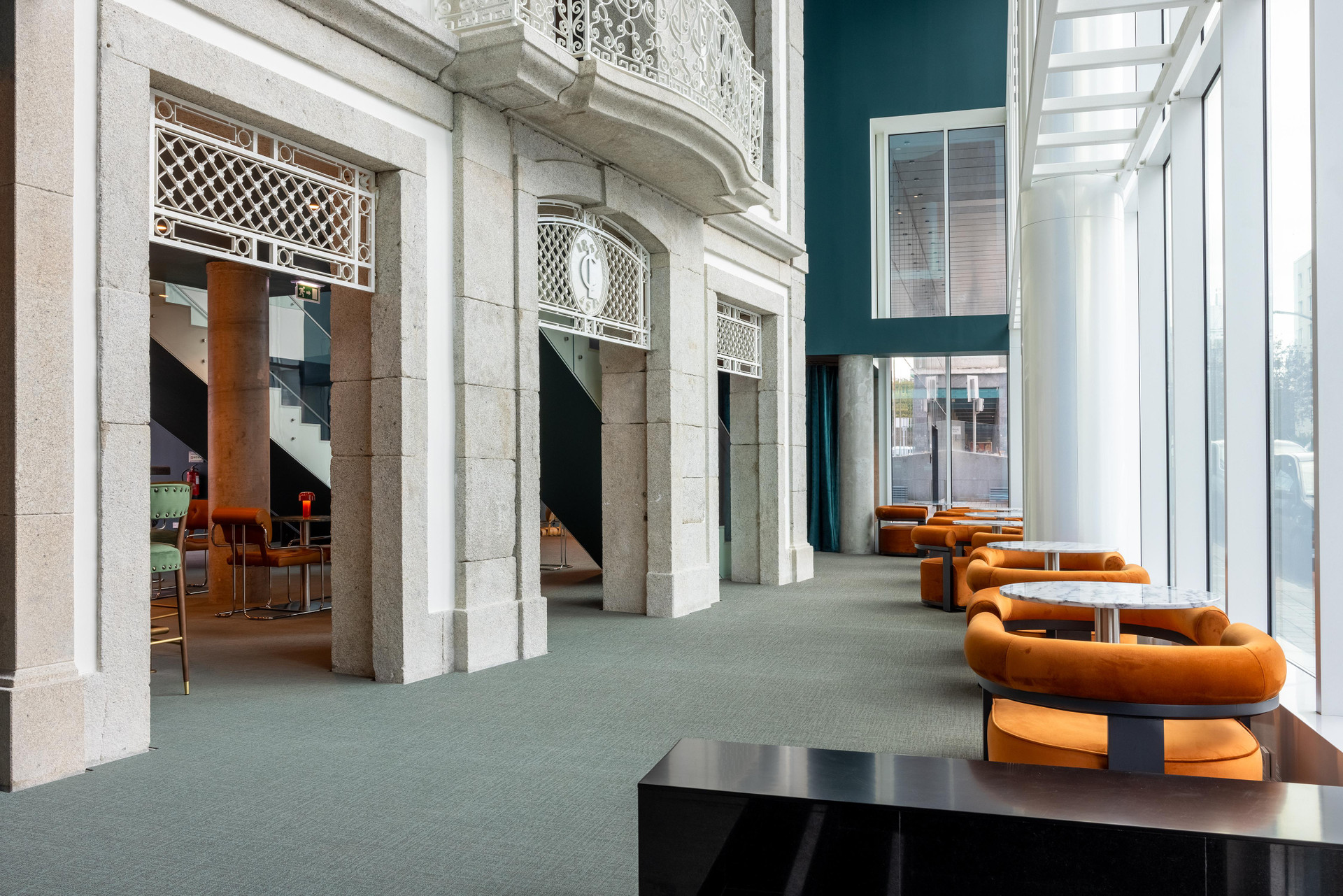 Vista Exterior Cenica Porto Hotel, Curio Collection by Hilton