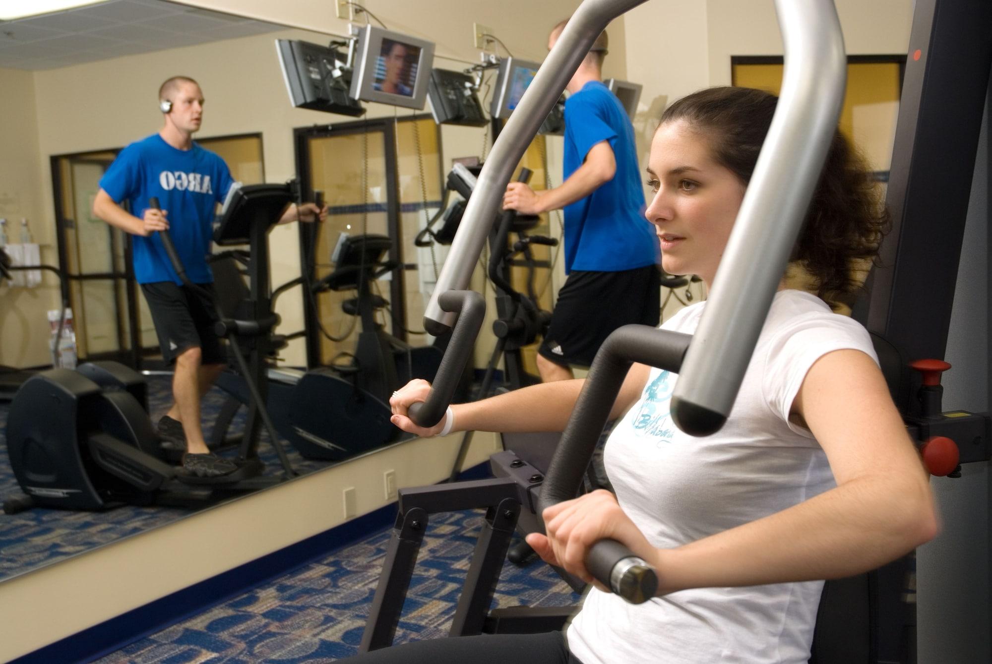 Gimnasio Crowne Plaza Fredericton-Lord Beaverbrook by IHG