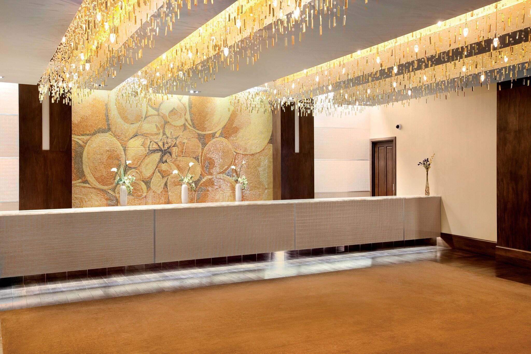 Vista do lobby Blue Chip Casino Hotel and Spa