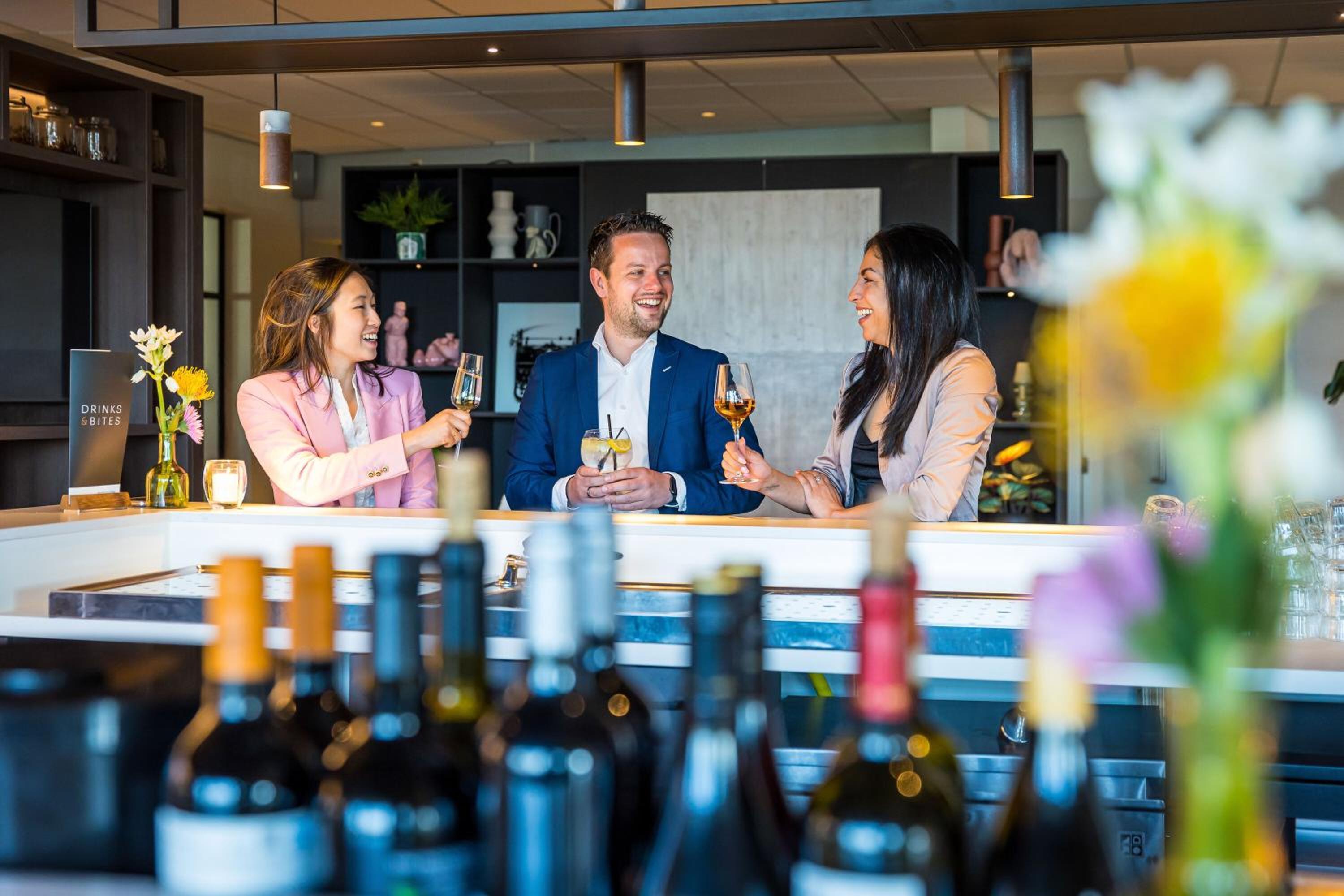 Bar/Salón Postillion Hotel Utrecht Bunnik