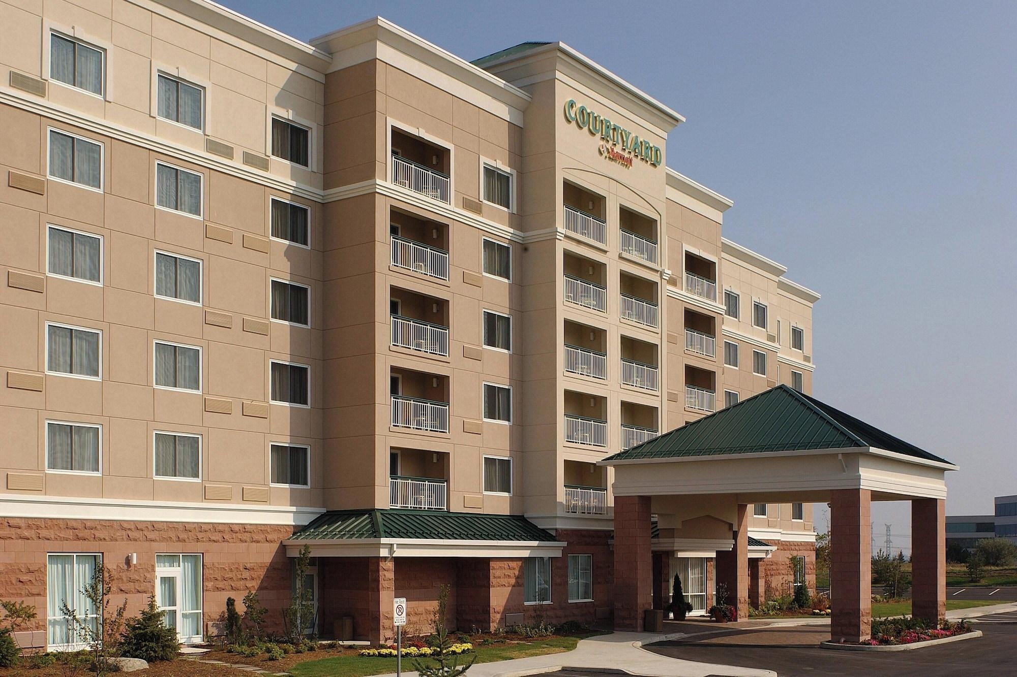 Vista Exterior Courtyard by Marriott Toronto Markham