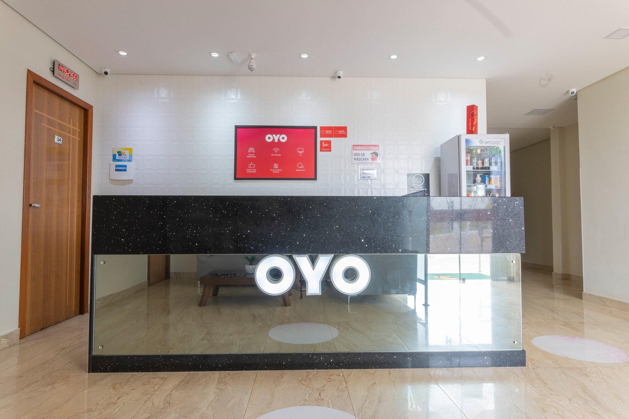 Vista Lobby OYO Tropical Confort Hotel, Brasilia