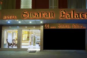 Alojamiento - Hotel Swaran Palace