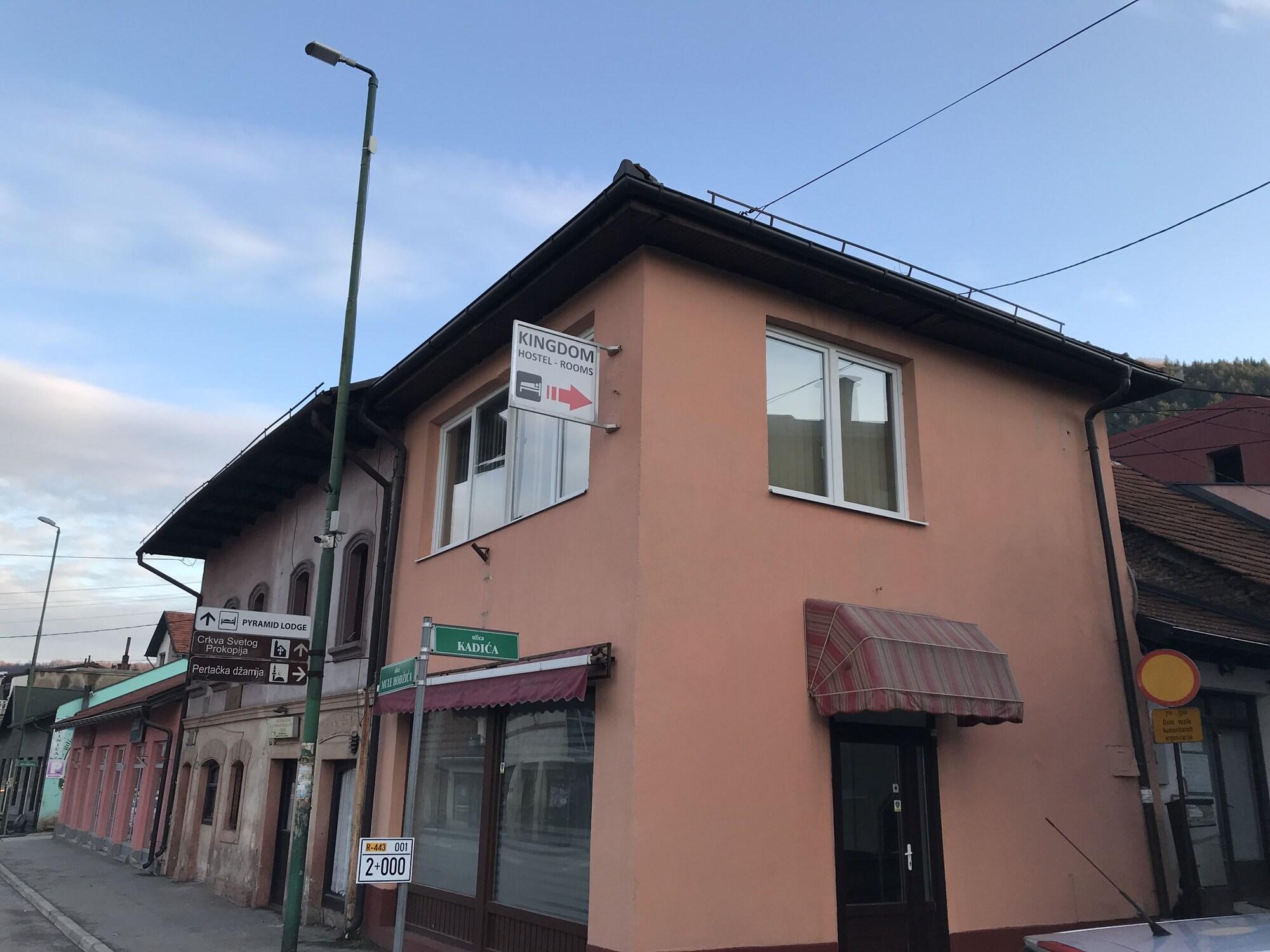 Varios Kingdom Rooms Visoko