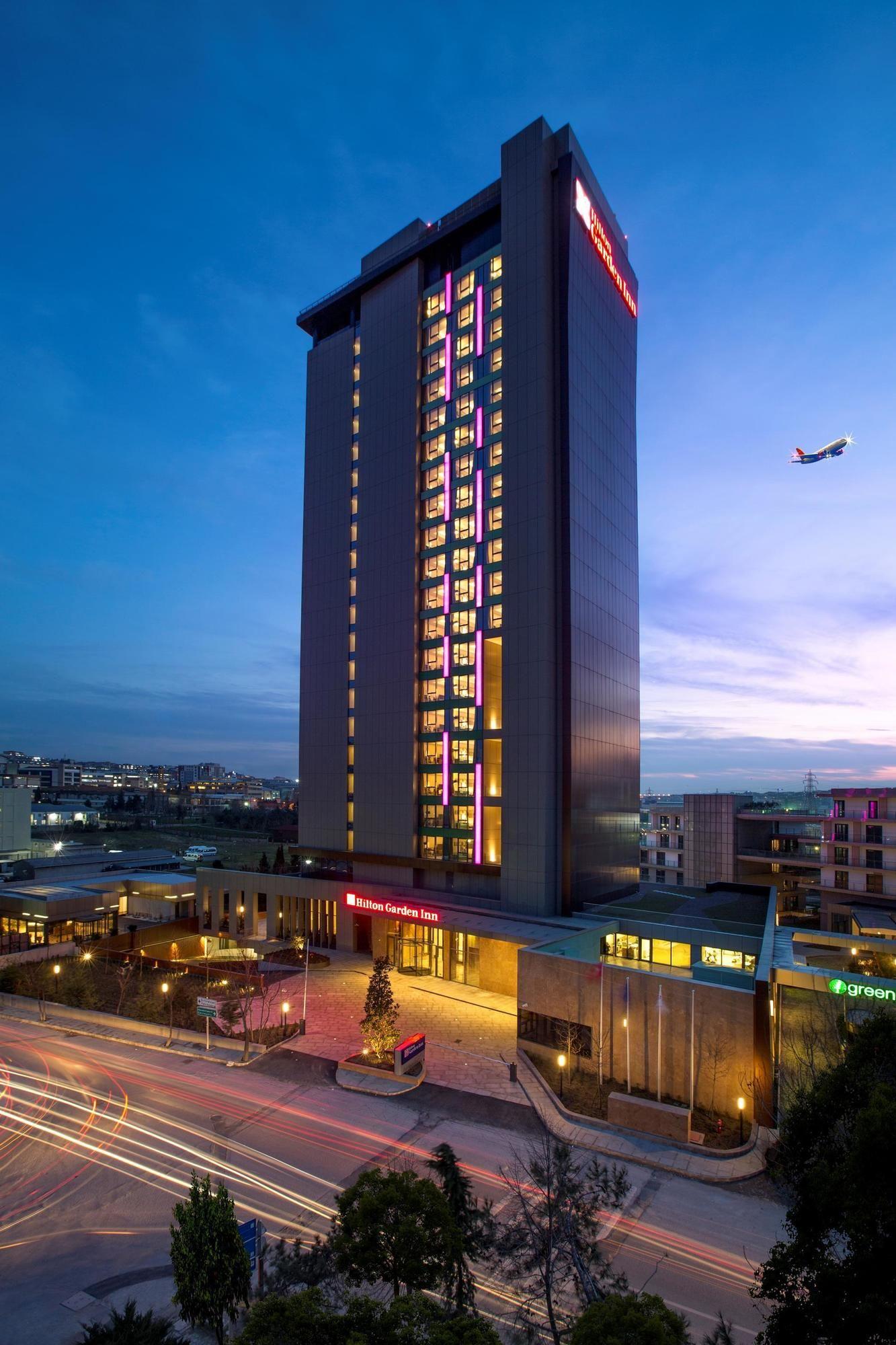 Vista Exterior Hilton Garden Inn Istanbul Ataturk Airport