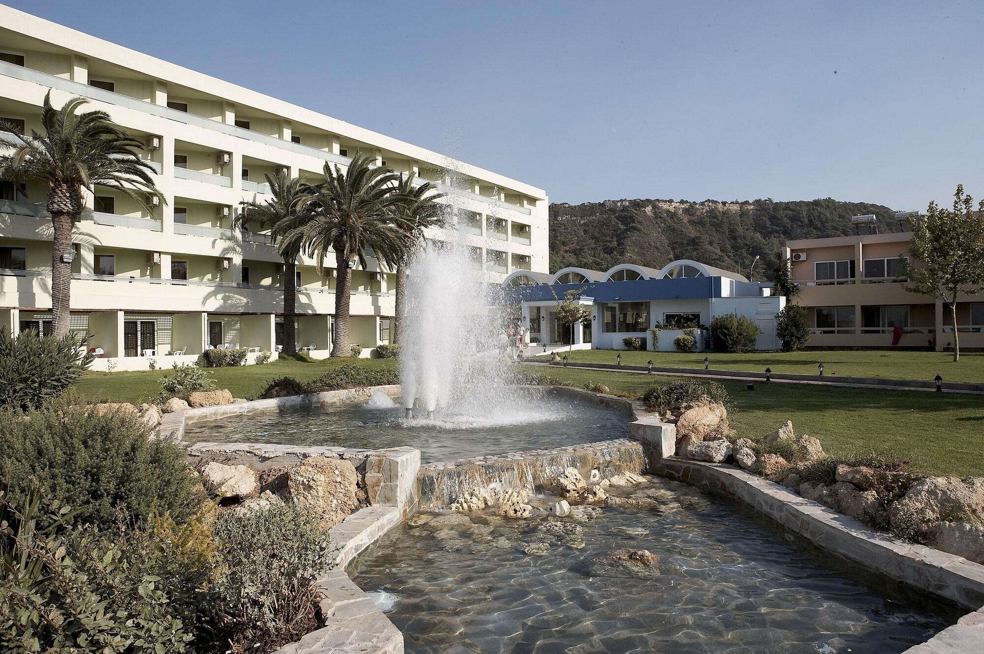 Vista Exterior Avra Beach Resort Hotel & Bungalows - All Inclusive