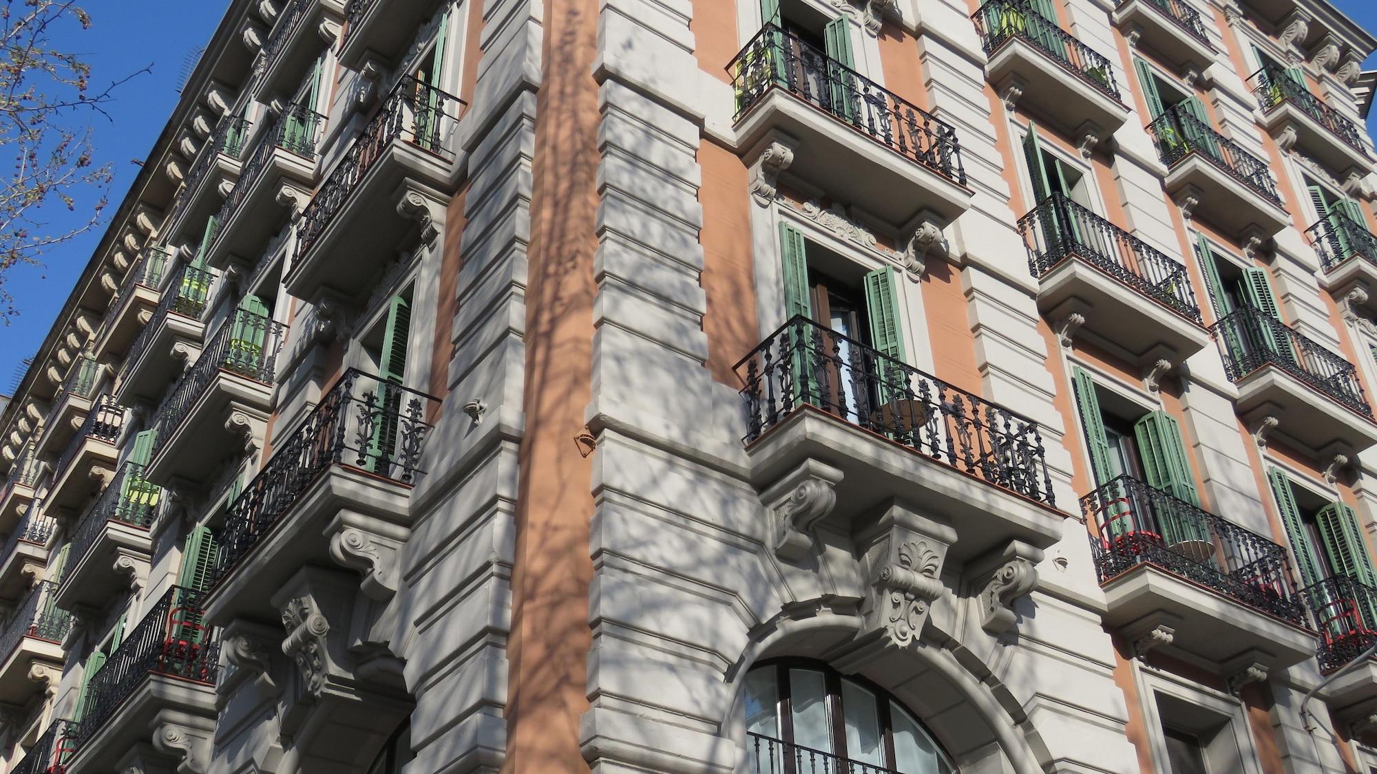 Vista Exterior Stay Together Barcelona Apartments