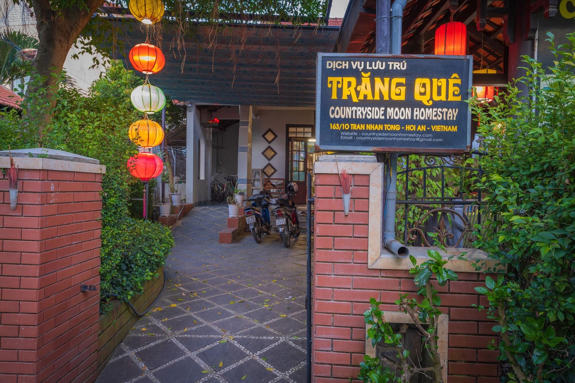 Varios Countryside Moon Homestay