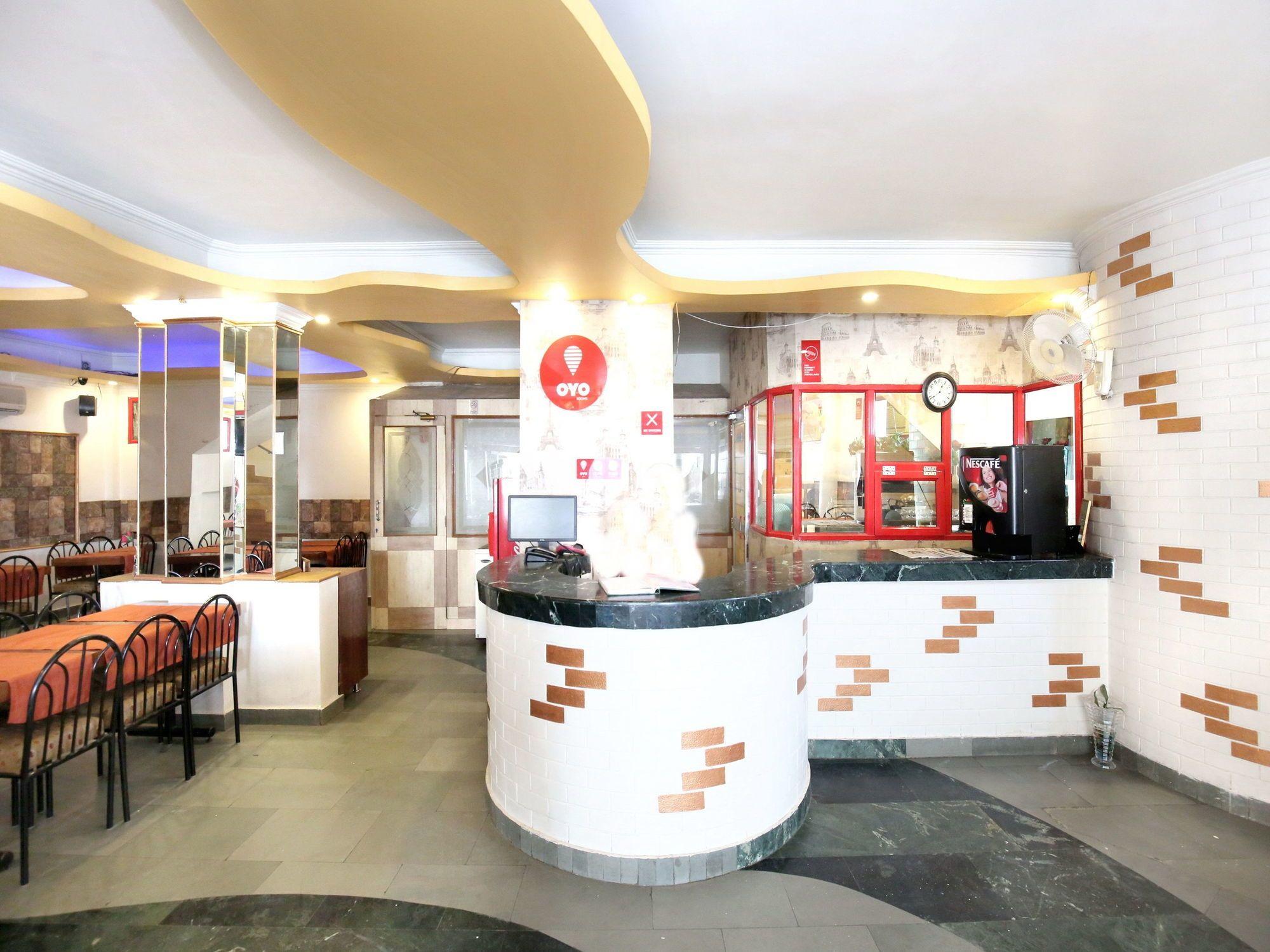 Vista Lobby OYO 2860 Hotel 24x7 Inn