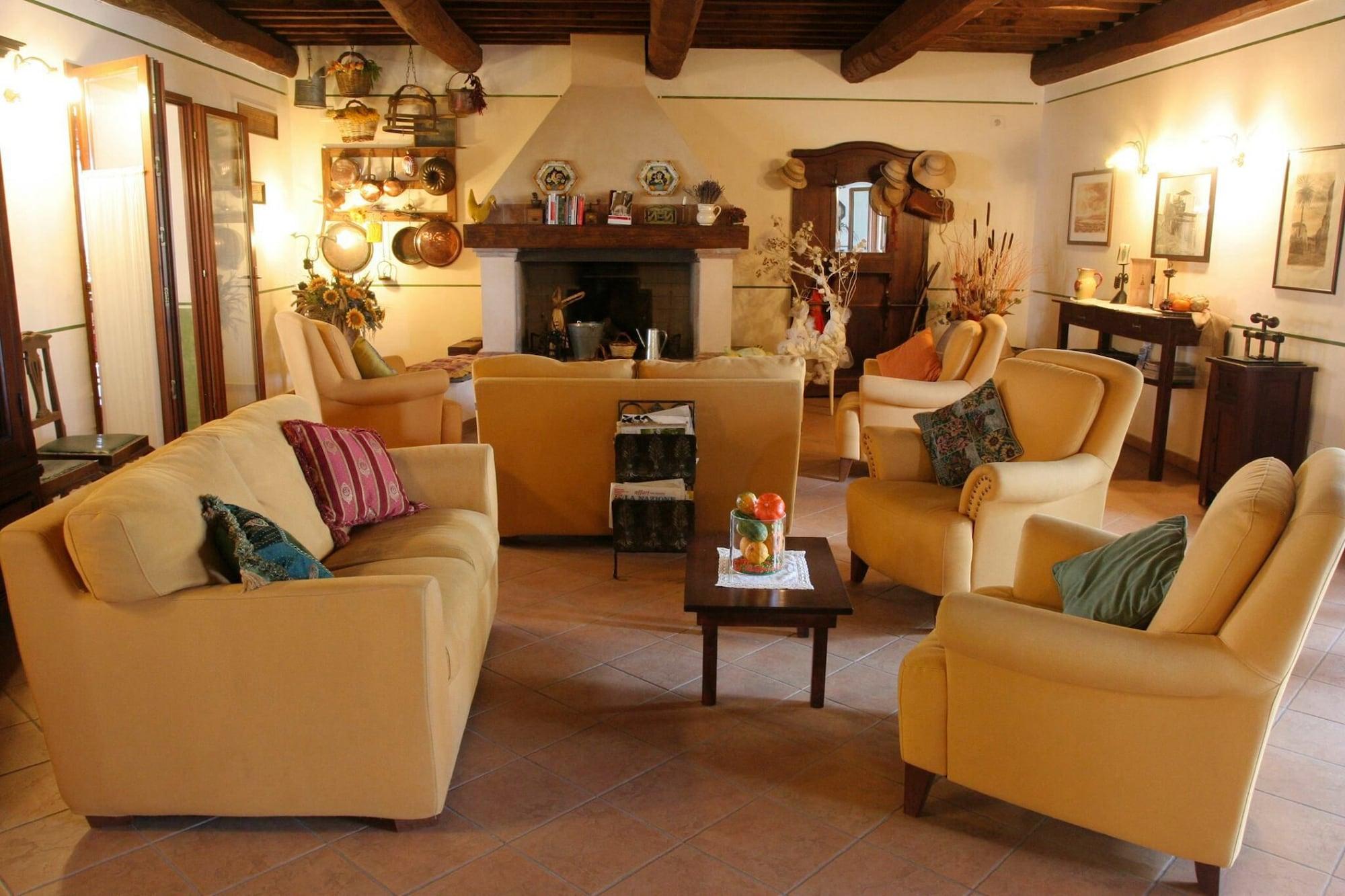 Vista Lobby Agriturismo Giuncola e Granaiolo