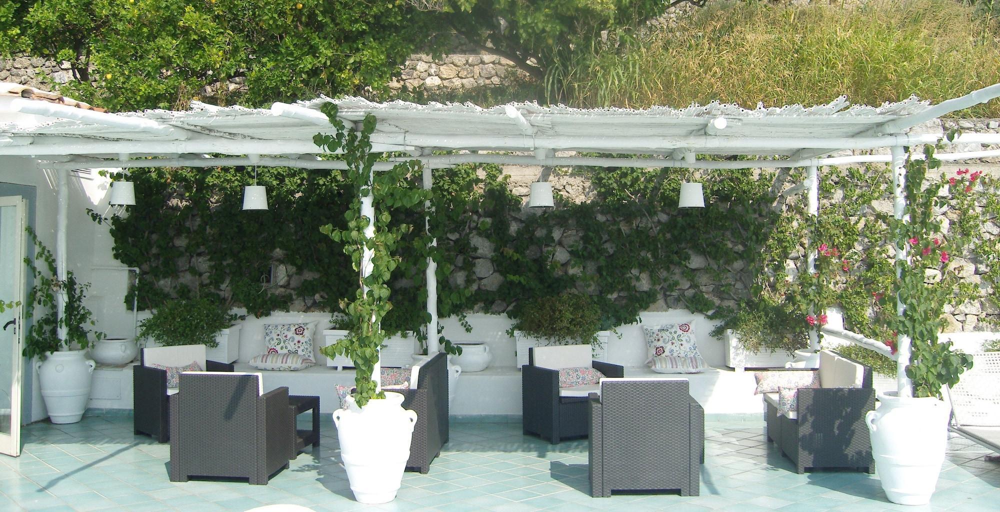 Vista Exterior Hotel Le Fioriere