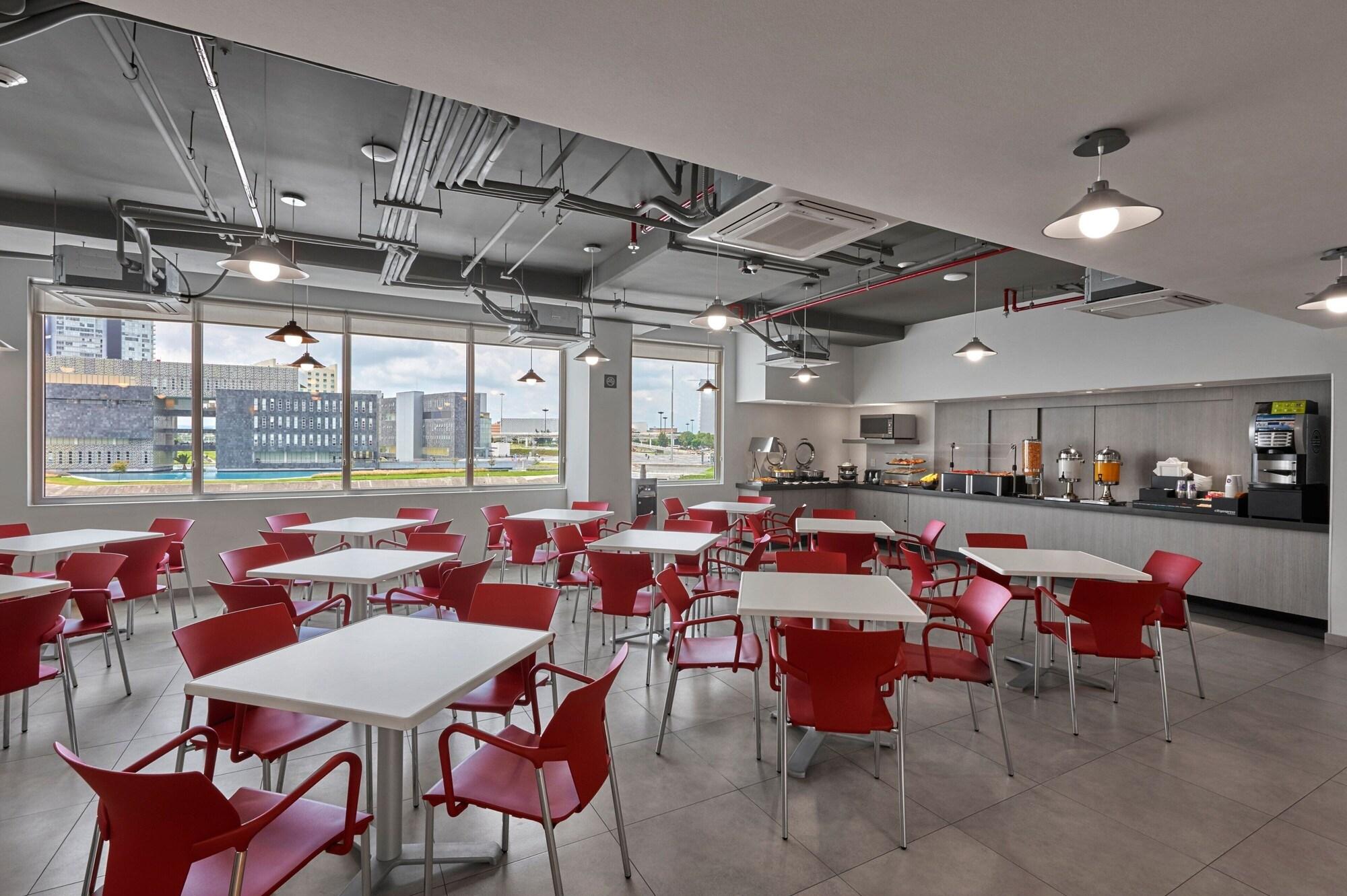 Restaurant City Express Junior by Marriott Puebla Angelopolis