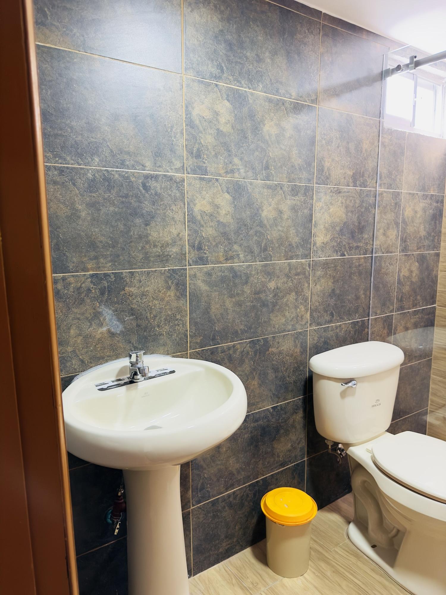 Equipamiento de Habitación Hostal Niiza