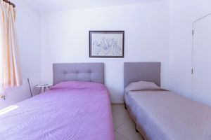 Alquiler Vacacional - New house with pool and grill area