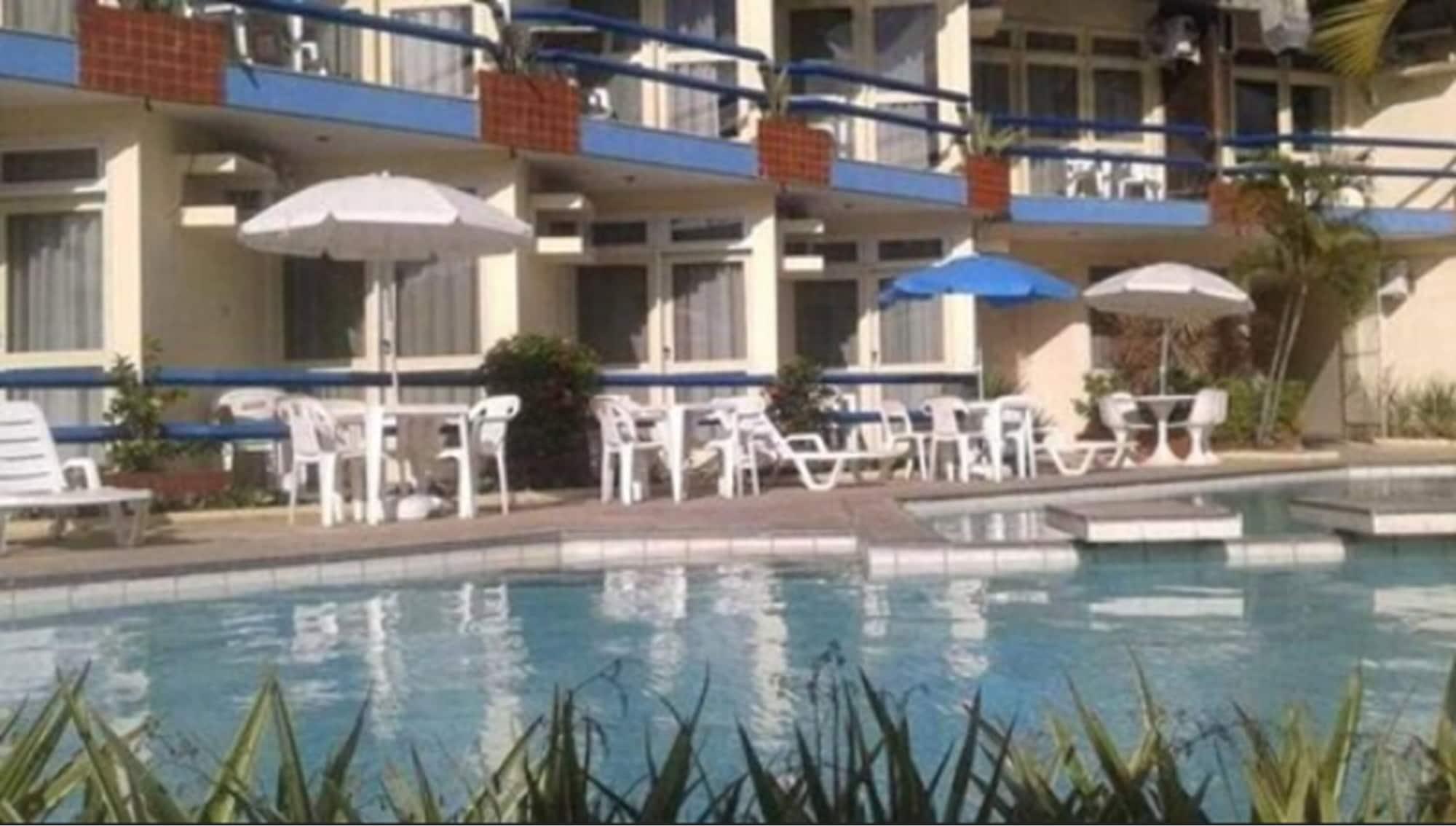 Vista Piscina MK Express Hotel Aracaju