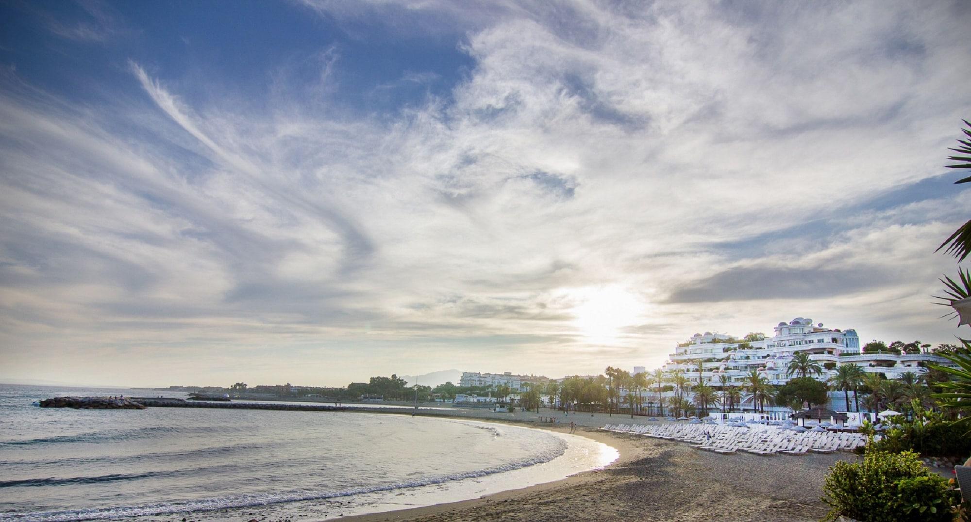 Playa Hotel Boutique B51 Puerto Banús