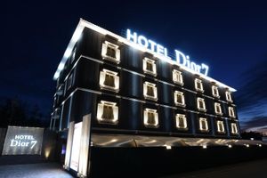 Alojamiento - Hotel Dior7 - Adults Only
