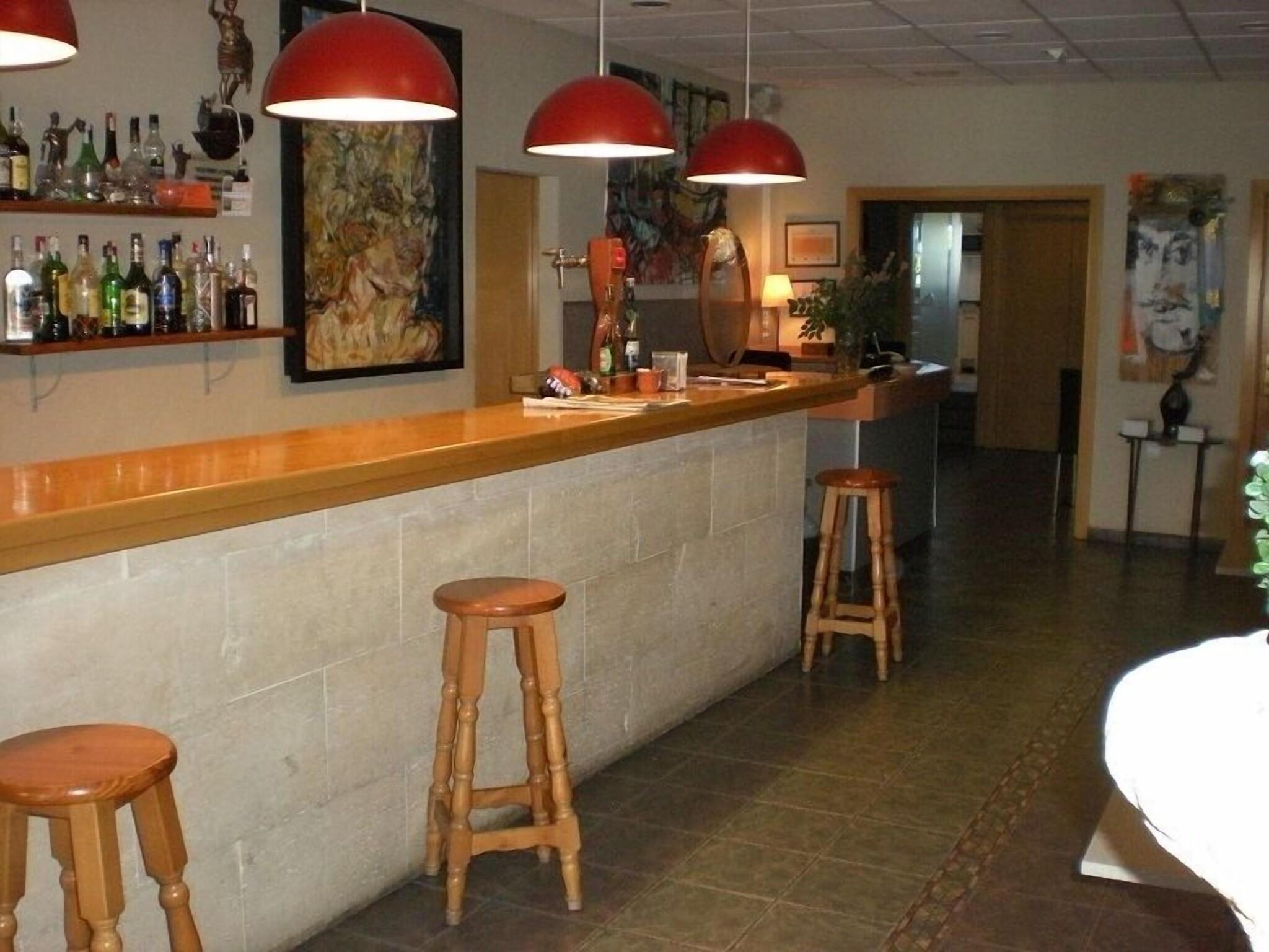 Bar/Salón Hotel MR