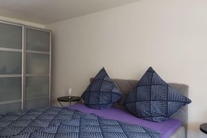 Alquiler Vacacional - Neckar idyll with castle view in an upscale apartment and covered terrace