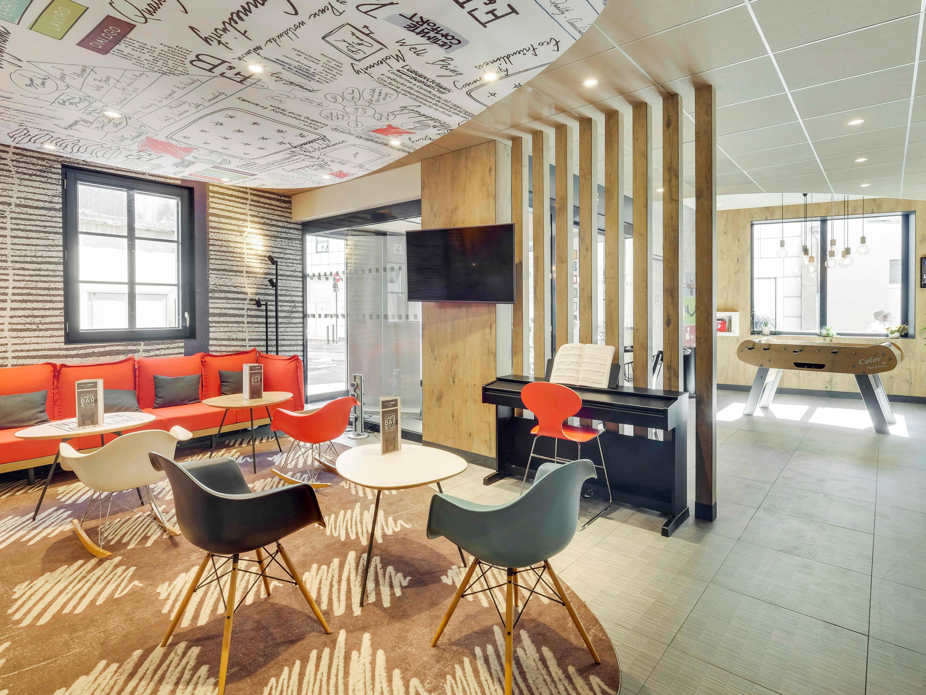 Vista Lobby ibis Saint Germain en Laye Centre