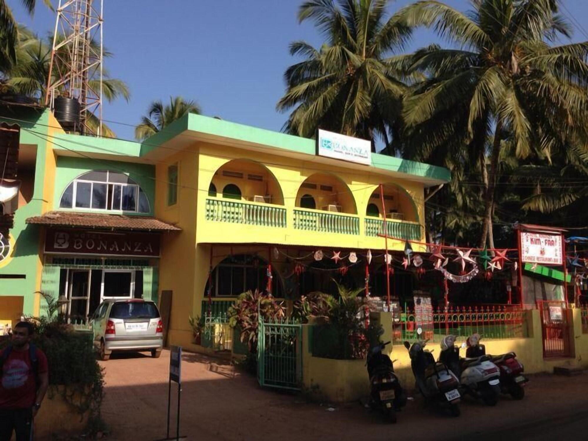 Vista Exterior Bonanza Hotel